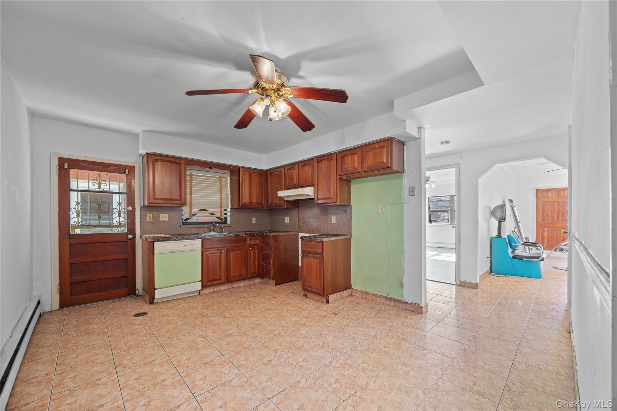 1815 Mahan Avenue, Bronx, NY 10461