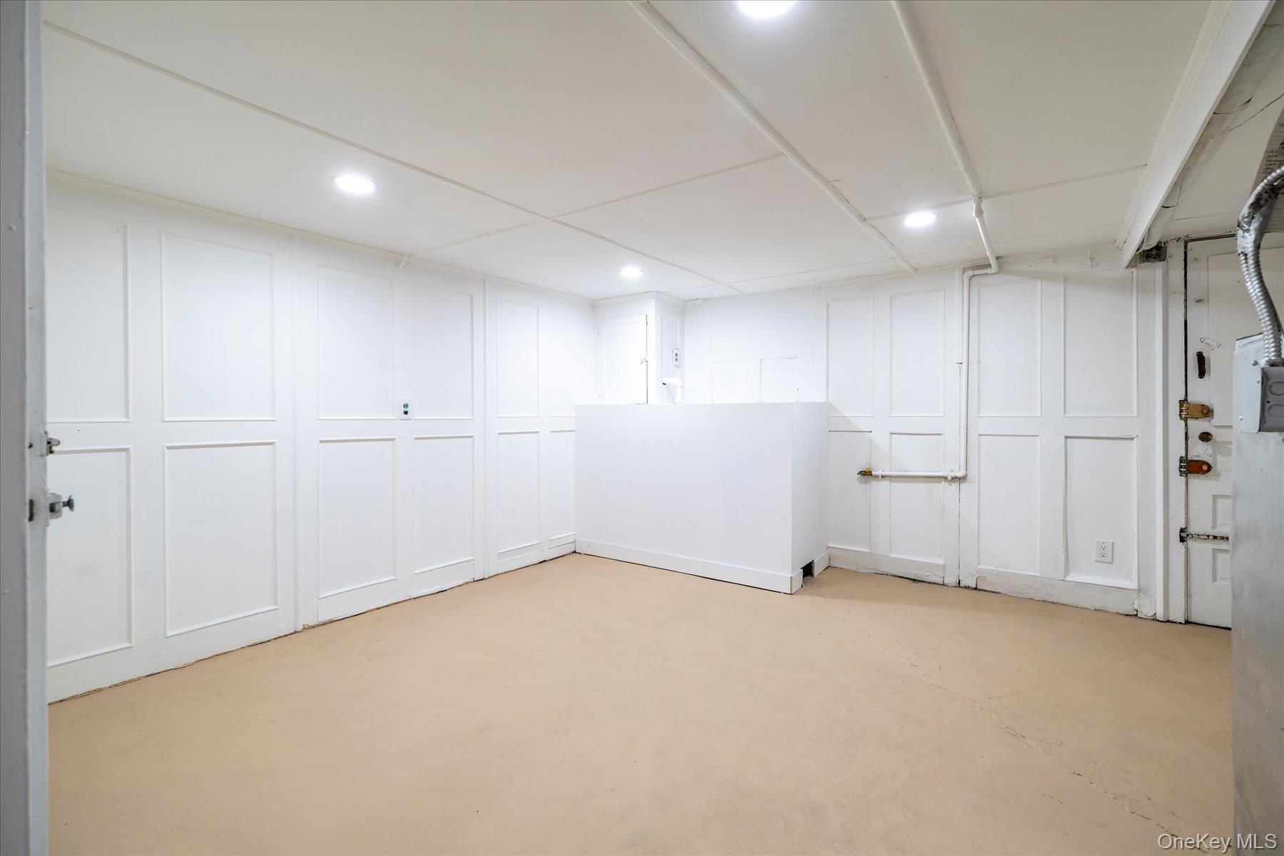 2068 28th Street, Astoria, NY 11105