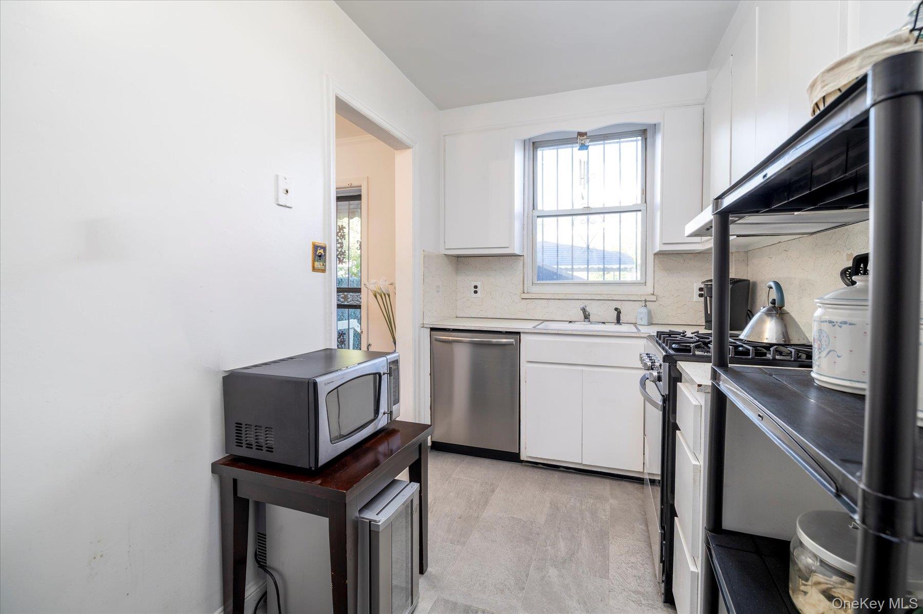 2068 28th Street, Astoria, NY 11105