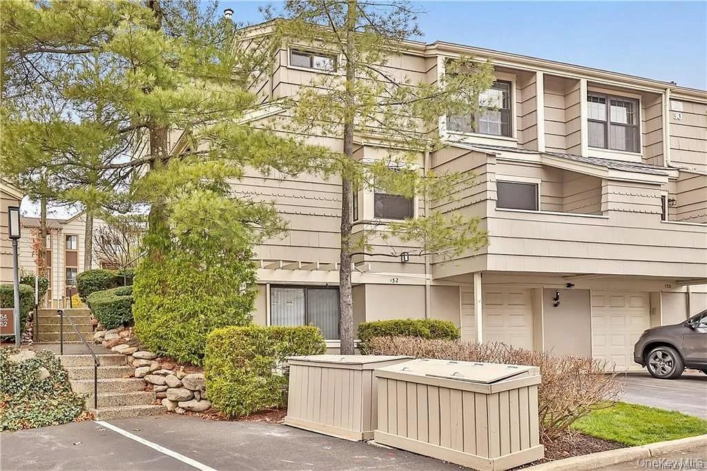152 Branchwood Lane, Nanuet, NY 10954