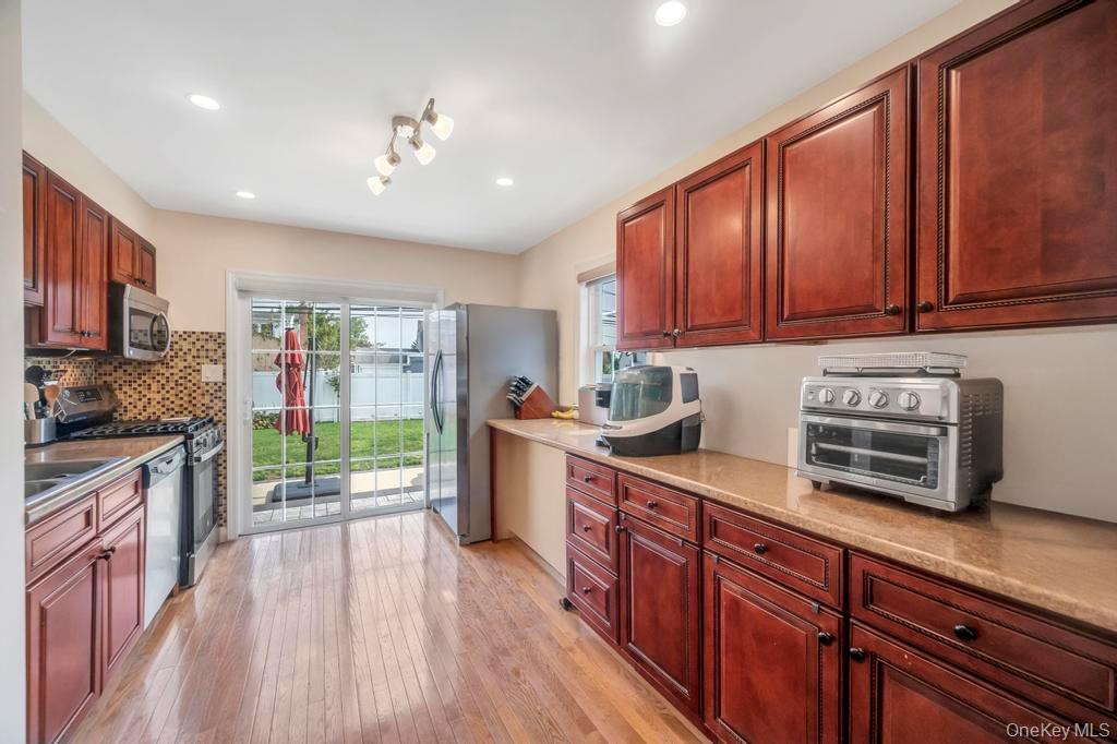 131 Lee Avenue, Hicksville, NY 11801