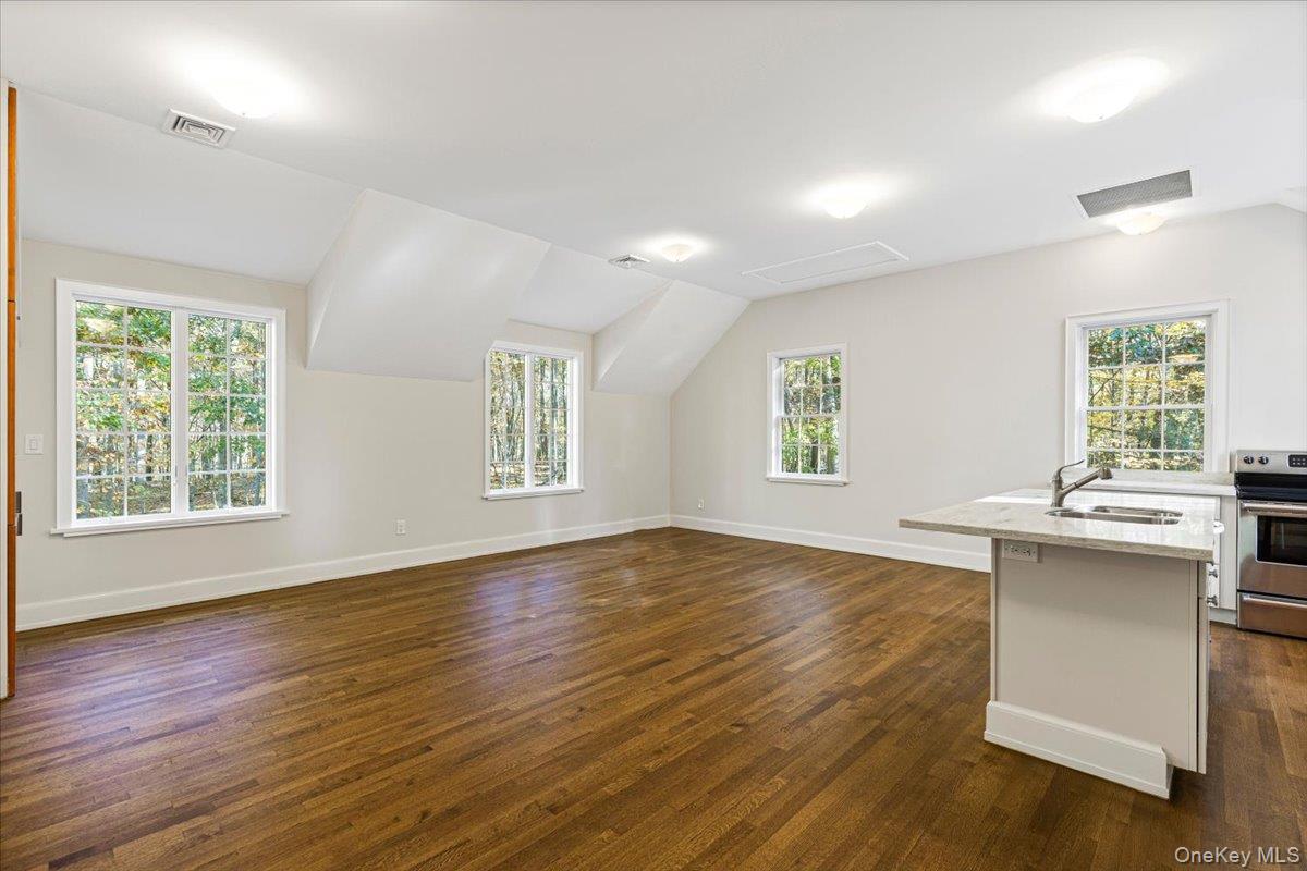 39 Whittier Hills Road, North Salem, NY 10560