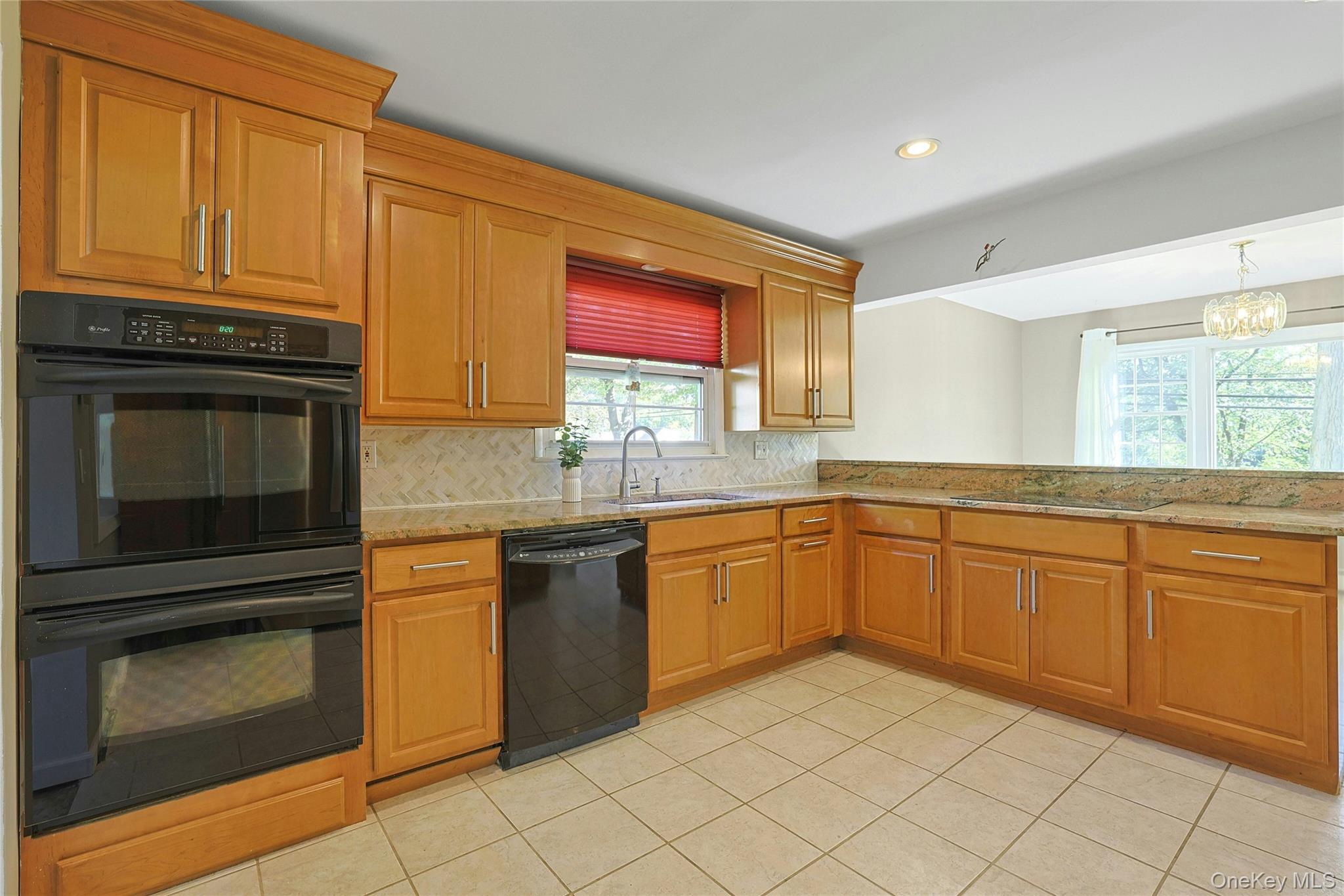 2887 Old Yorktown Road, Yorktown Heights, NY 10598