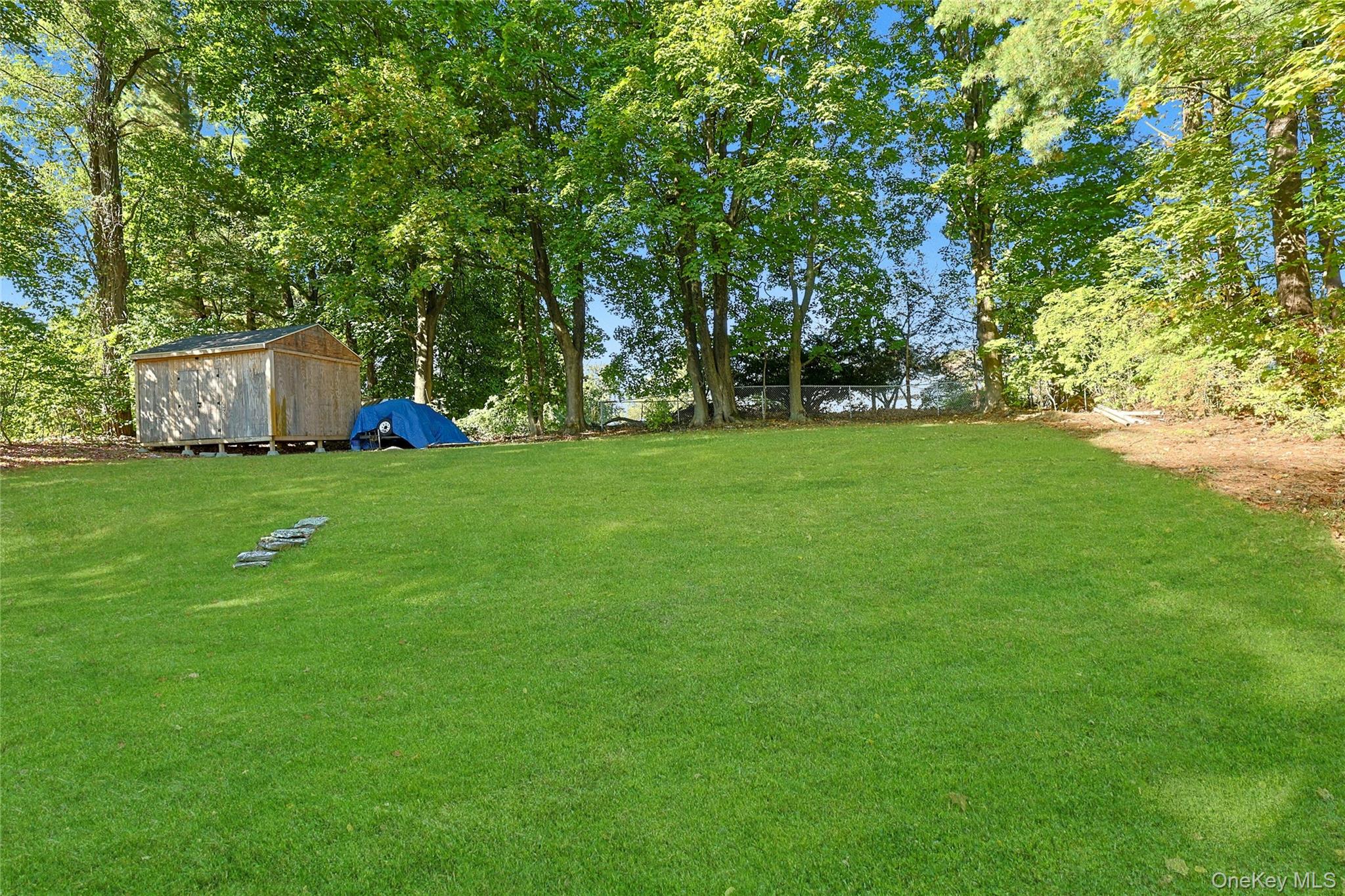 2887 Old Yorktown Road, Yorktown Heights, NY 10598