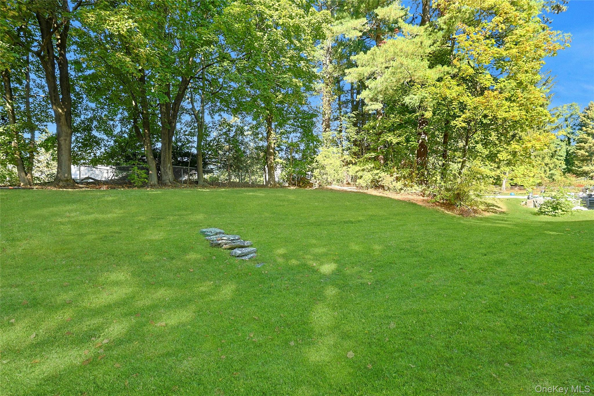 2887 Old Yorktown Road, Yorktown Heights, NY 10598