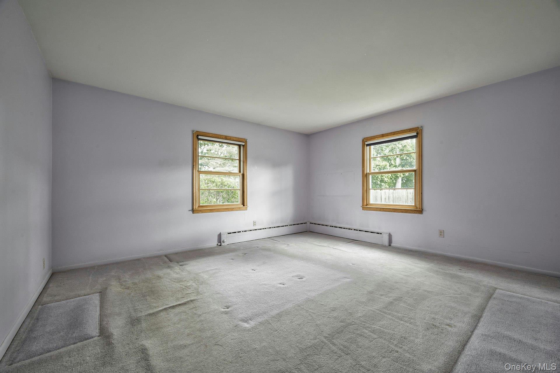 35 Red Oak Place, Massapequa, NY 11758