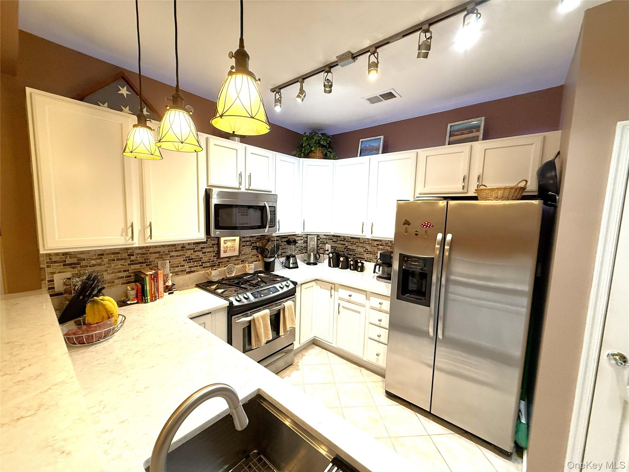 1634 Finch Lane, Central Islip, NY 11722