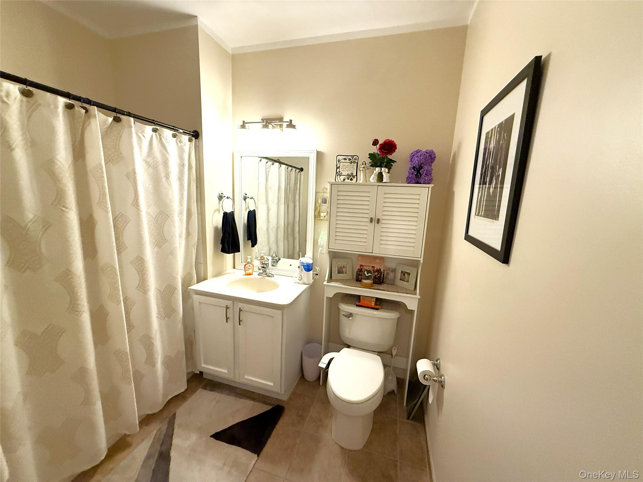 1634 Finch Lane, Central Islip, NY 11722