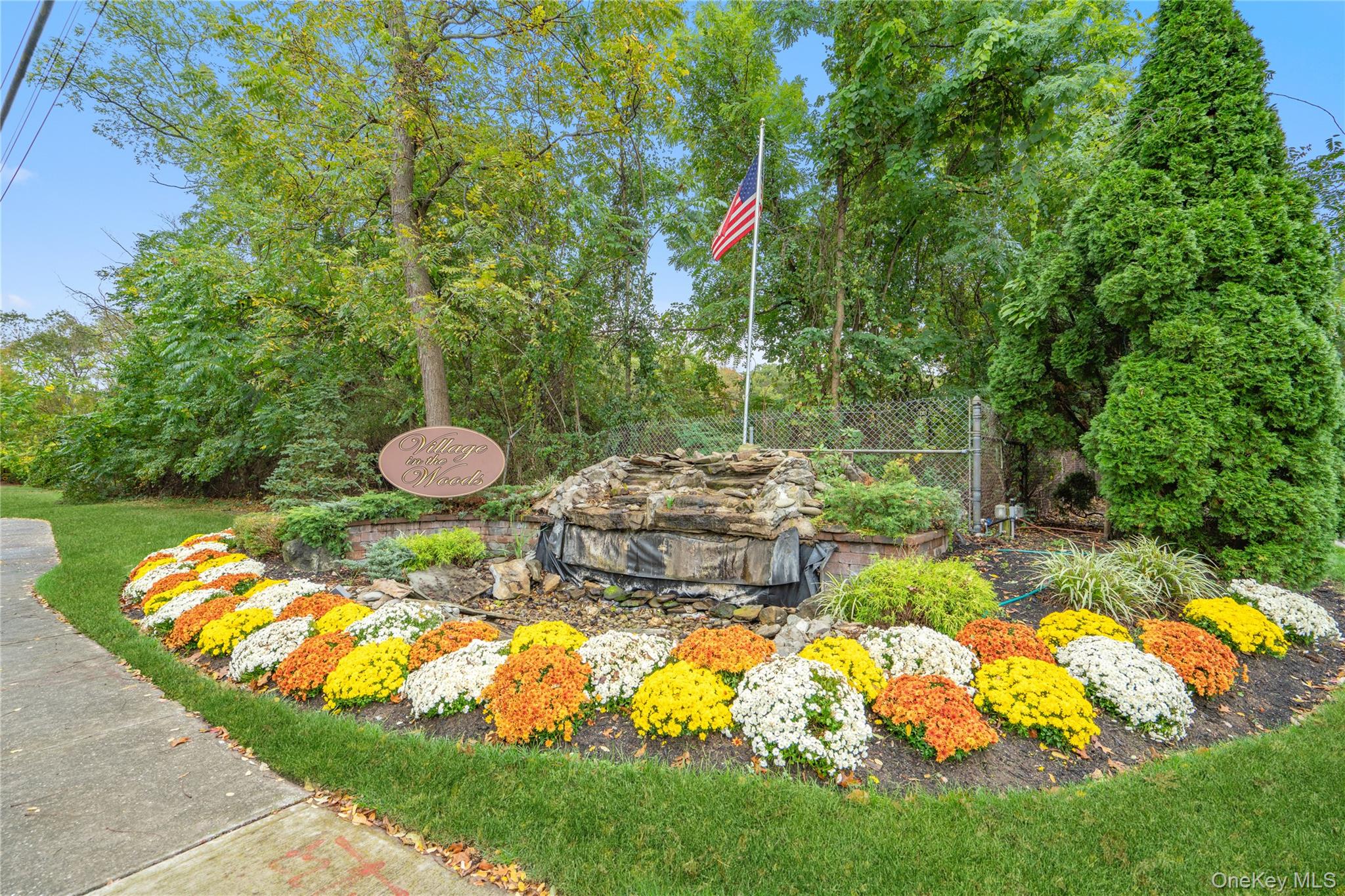 8 Eucalyptus Court # 8, Selden, NY 11784