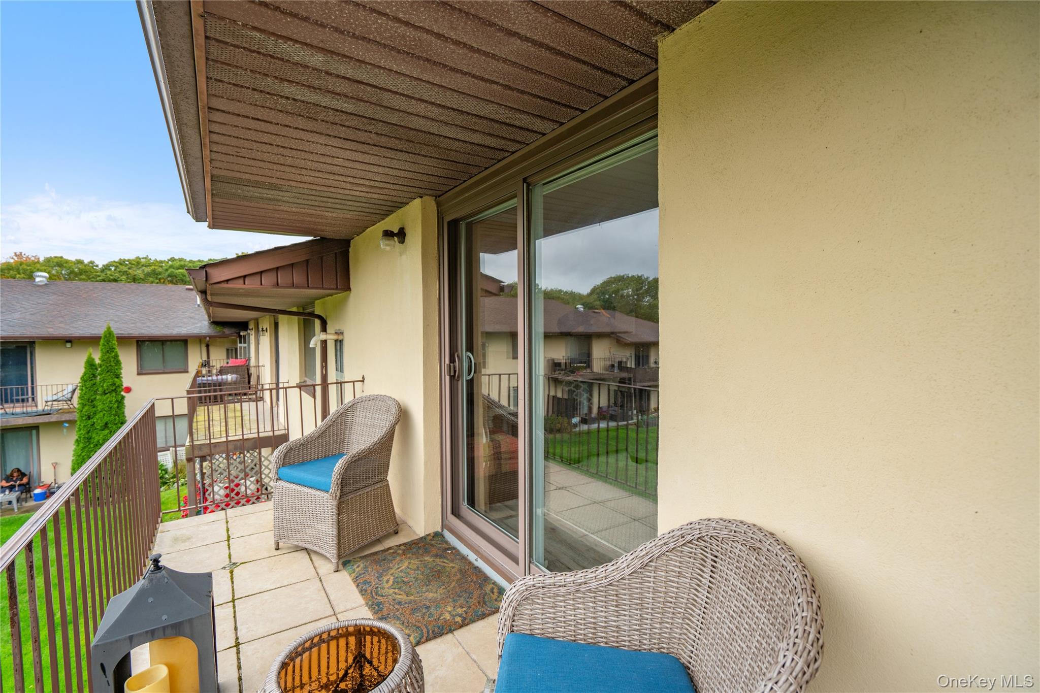 8 Eucalyptus Court # 8, Selden, NY 11784