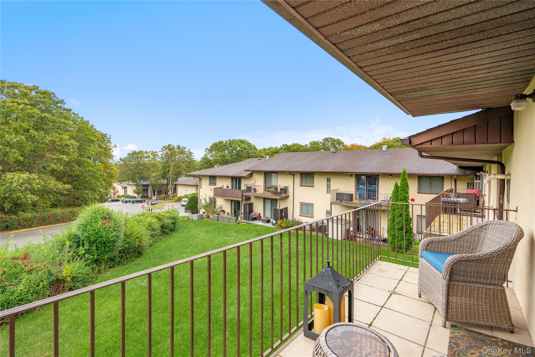 8 Eucalyptus Court # 8, Selden, NY 11784