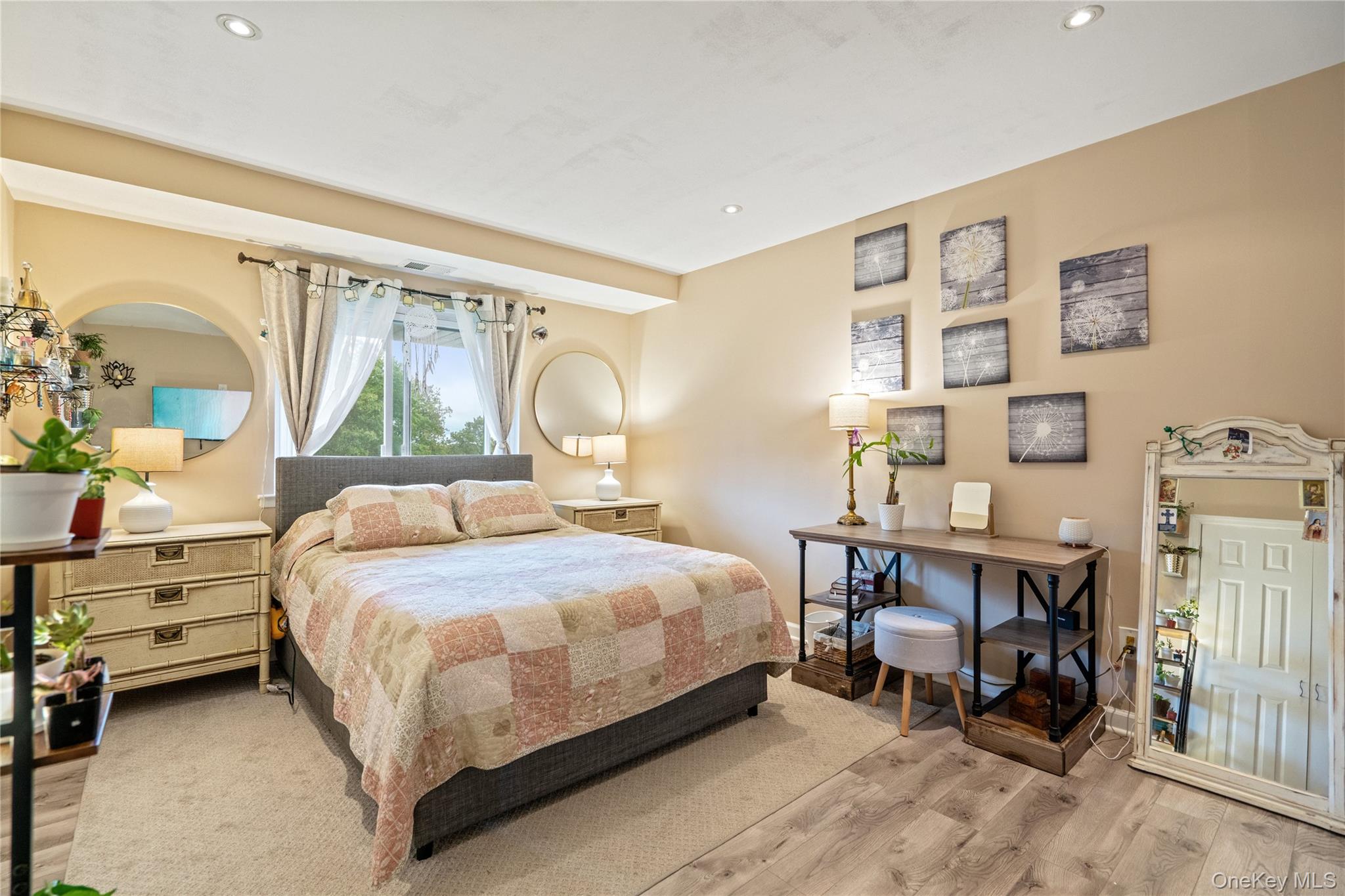 8 Eucalyptus Court # 8, Selden, NY 11784