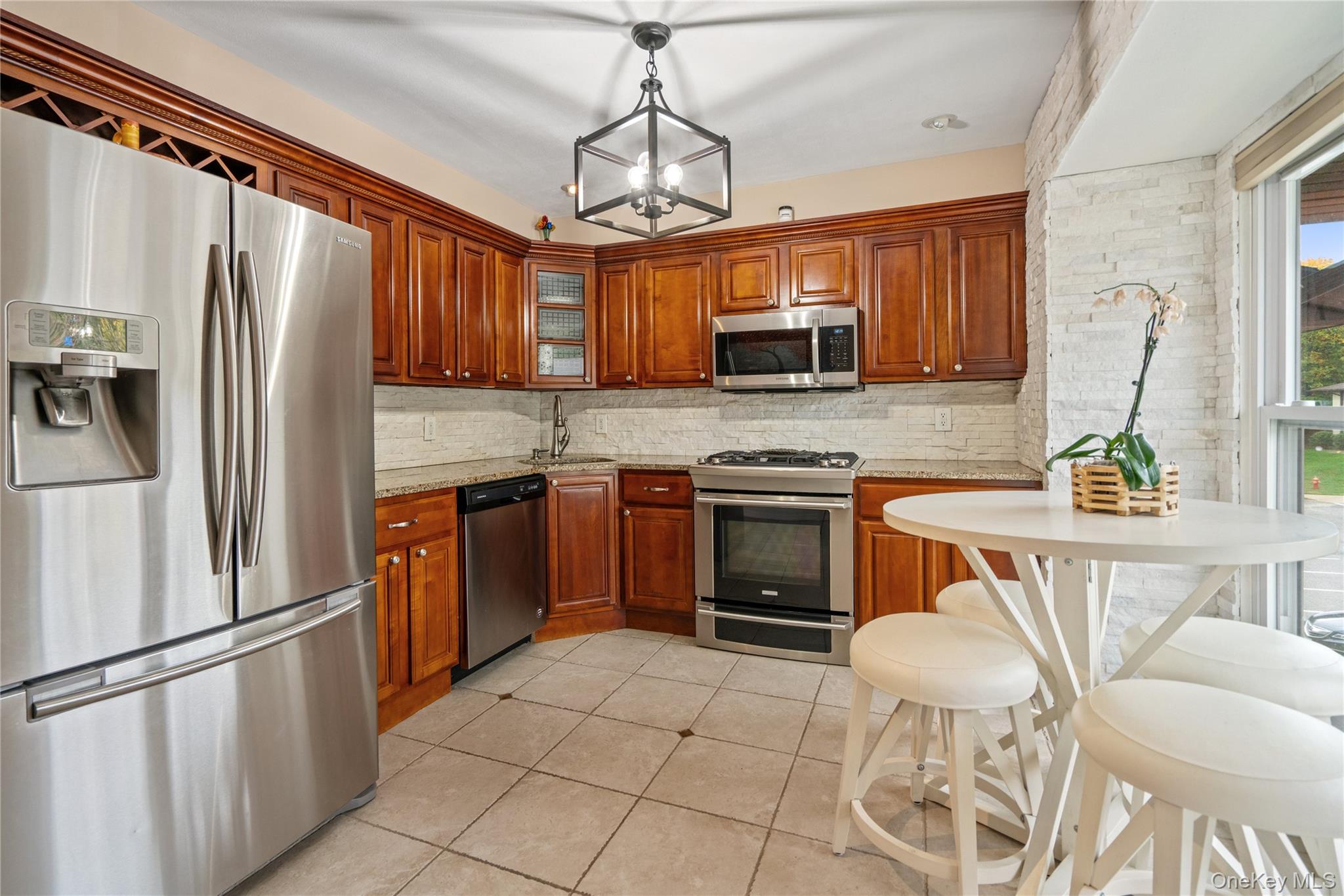 8 Eucalyptus Court # 8, Selden, NY 11784