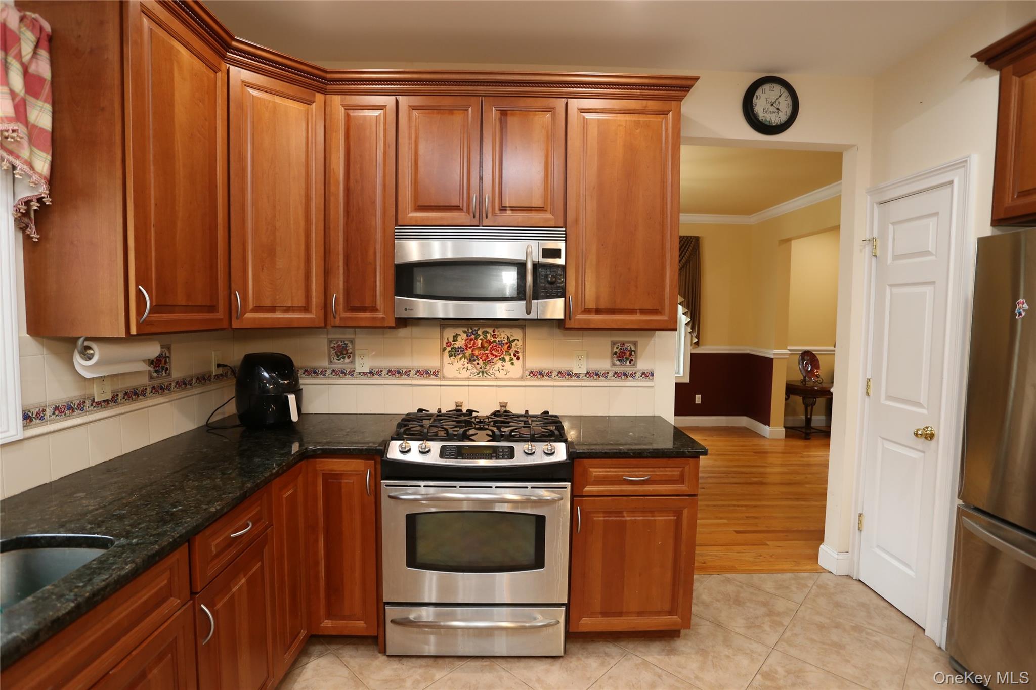 79 E Hall Avenue, New City, NY 10956