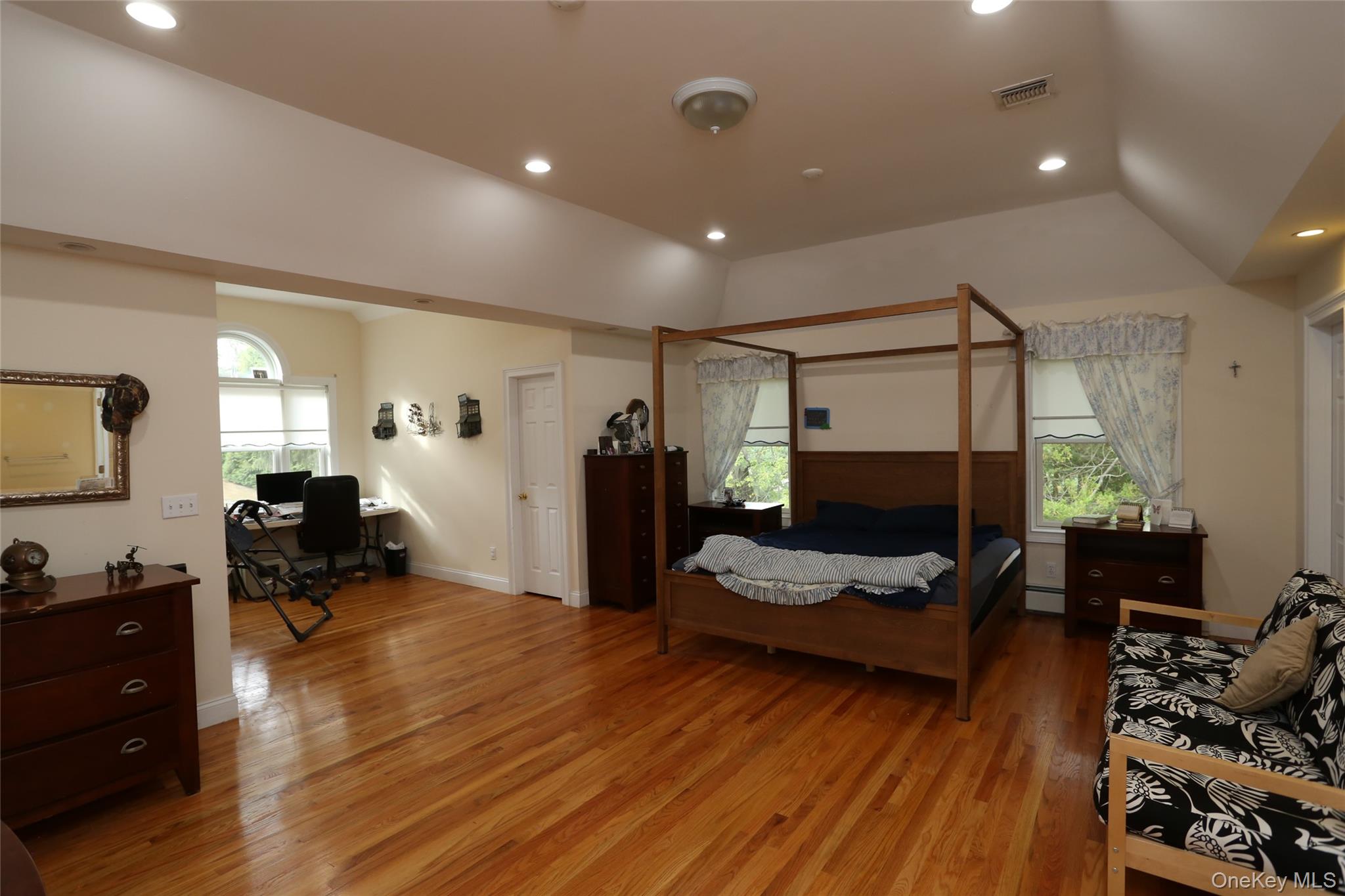 79 E Hall Avenue, New City, NY 10956