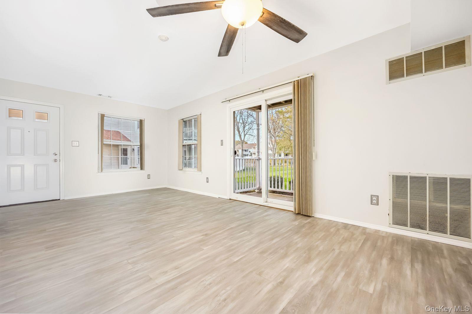 5 Fairview Circle, Middle Island, NY 11953