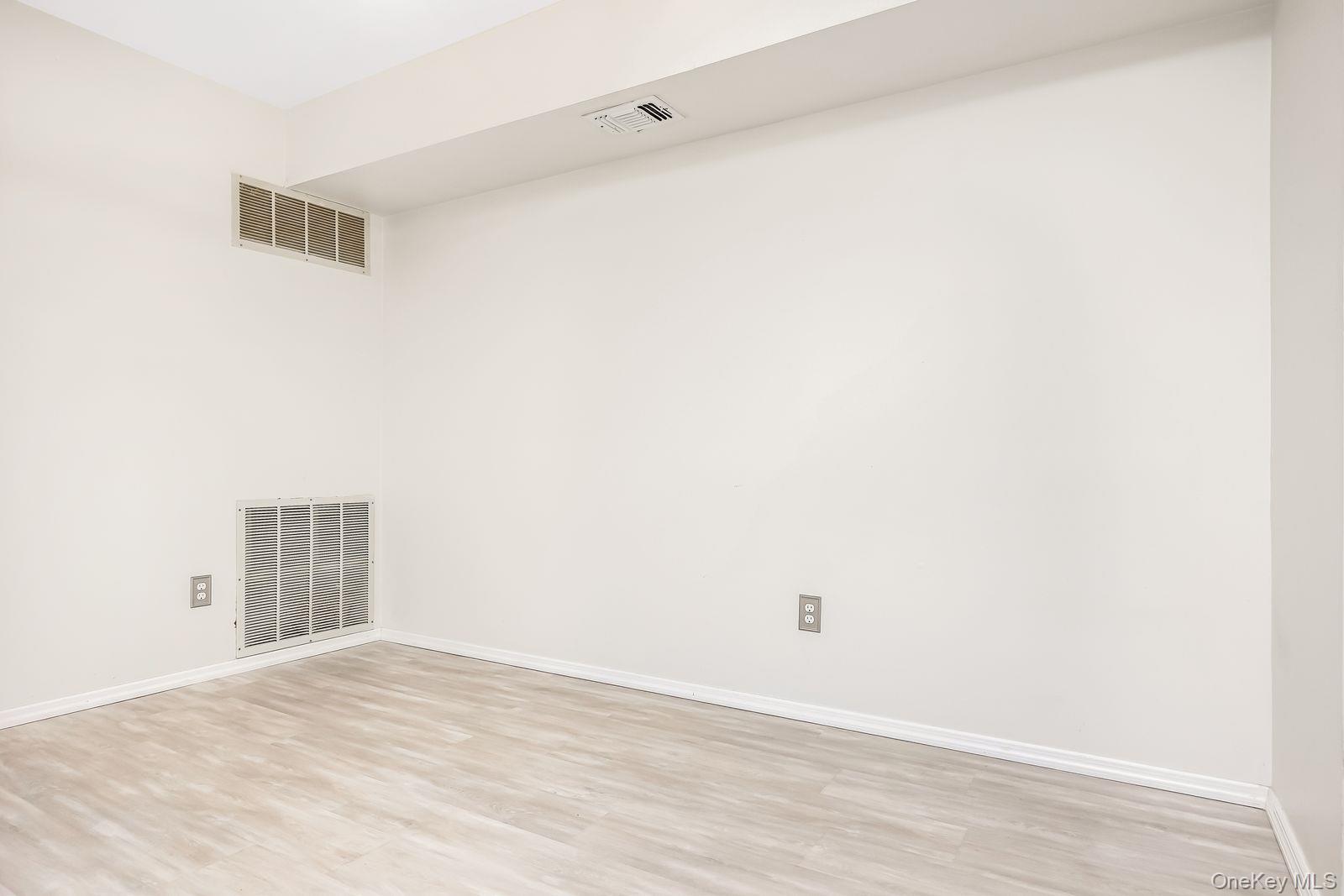 5 Fairview Circle, Middle Island, NY 11953