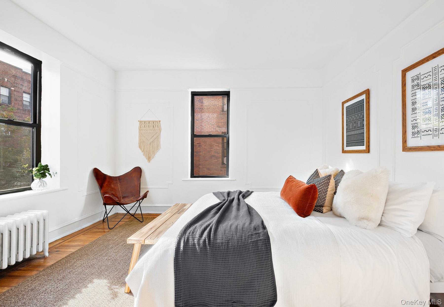 41-42 42nd # E4, Sunnyside, NY 11104