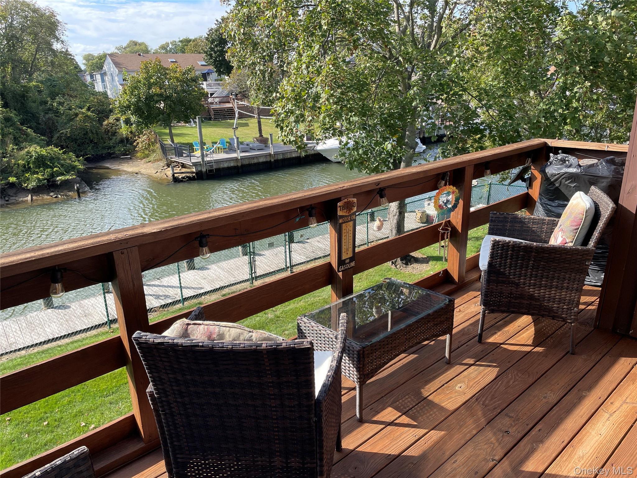 107 Mariners Way, Copiague, NY 11726