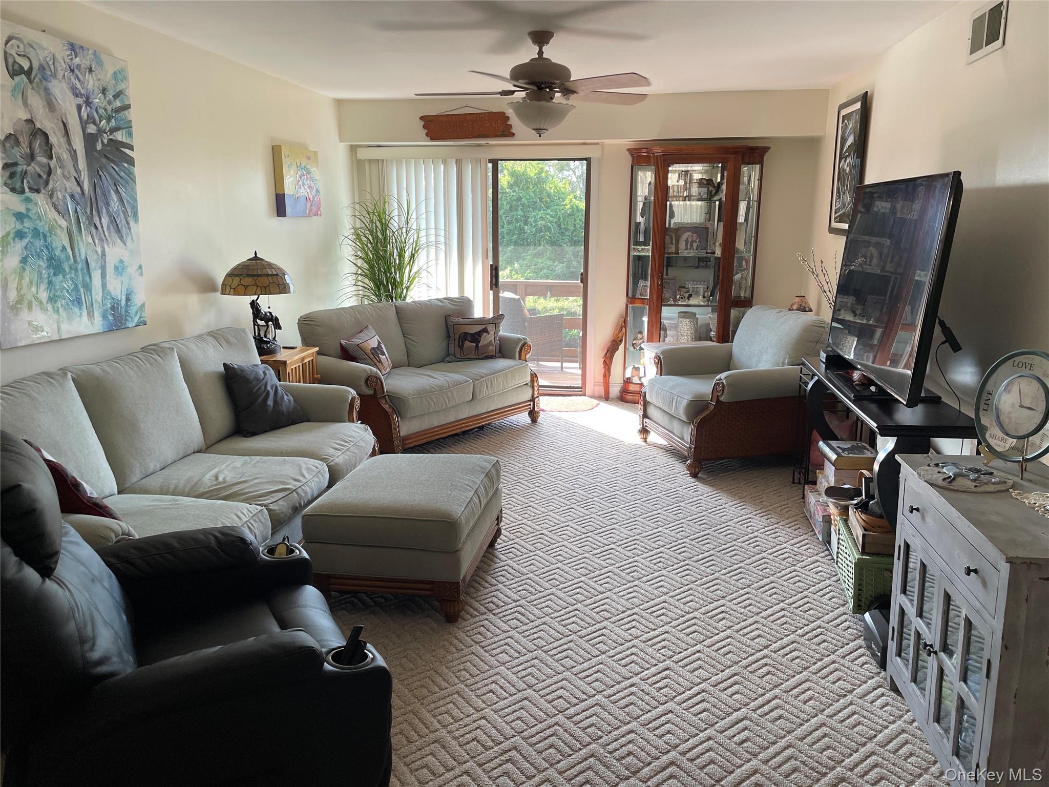 107 Mariners Way, Copiague, NY 11726