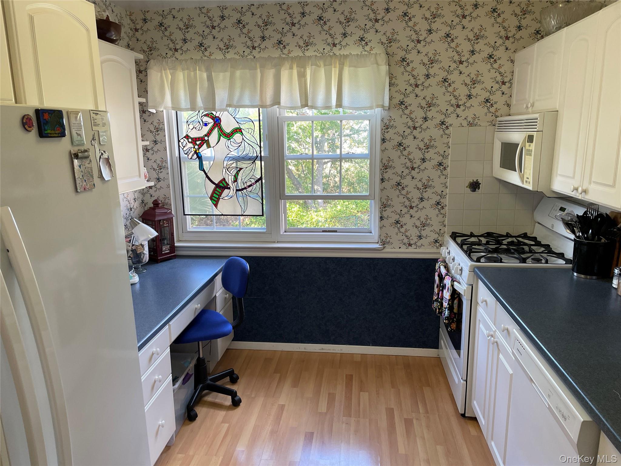 107 Mariners Way, Copiague, NY 11726