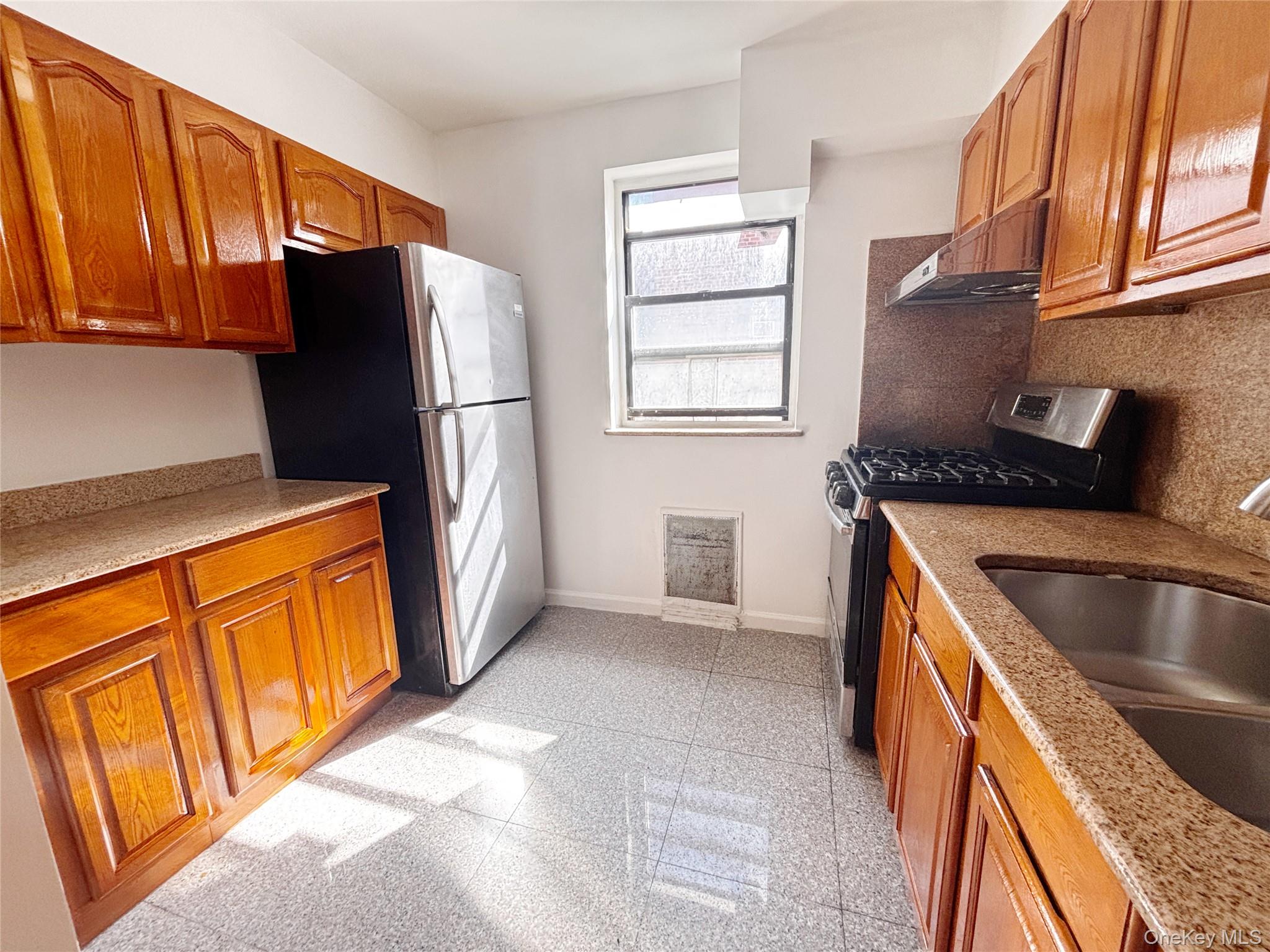 44-25 Macnish Street # 4A, Elmhurst, NY 11373