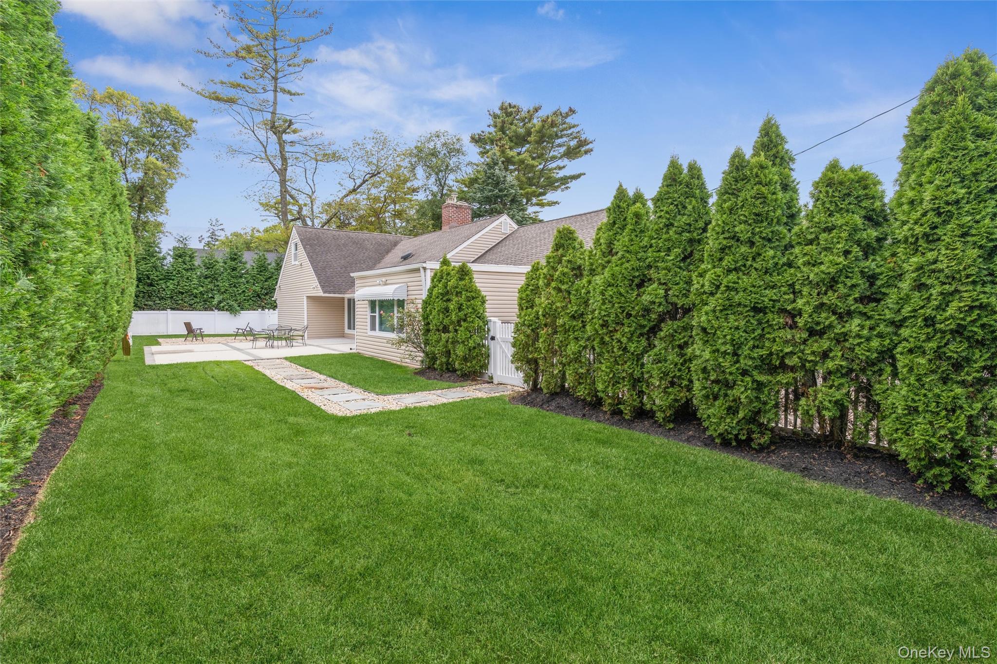 262 Channon Road, Hewlett Harbor, NY 11557