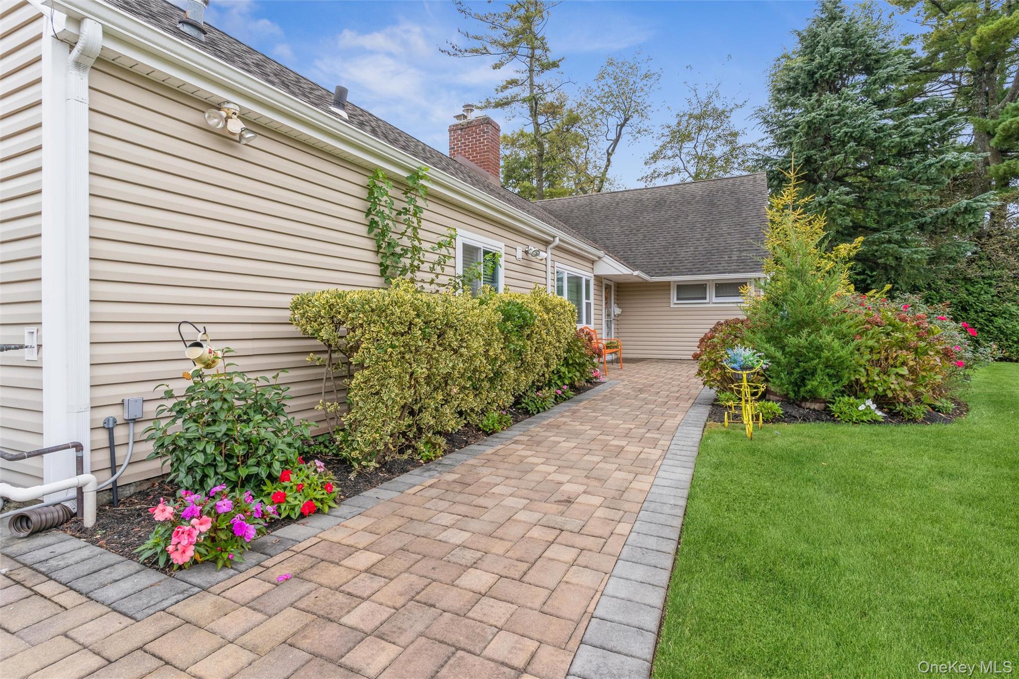 262 Channon Road, Hewlett Harbor, NY 11557