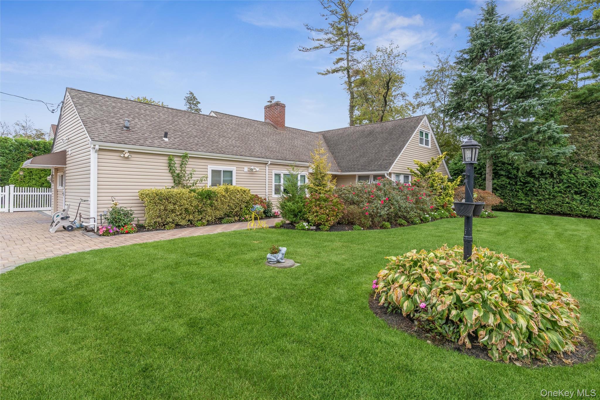 262 Channon Road, Hewlett Harbor, NY 11557