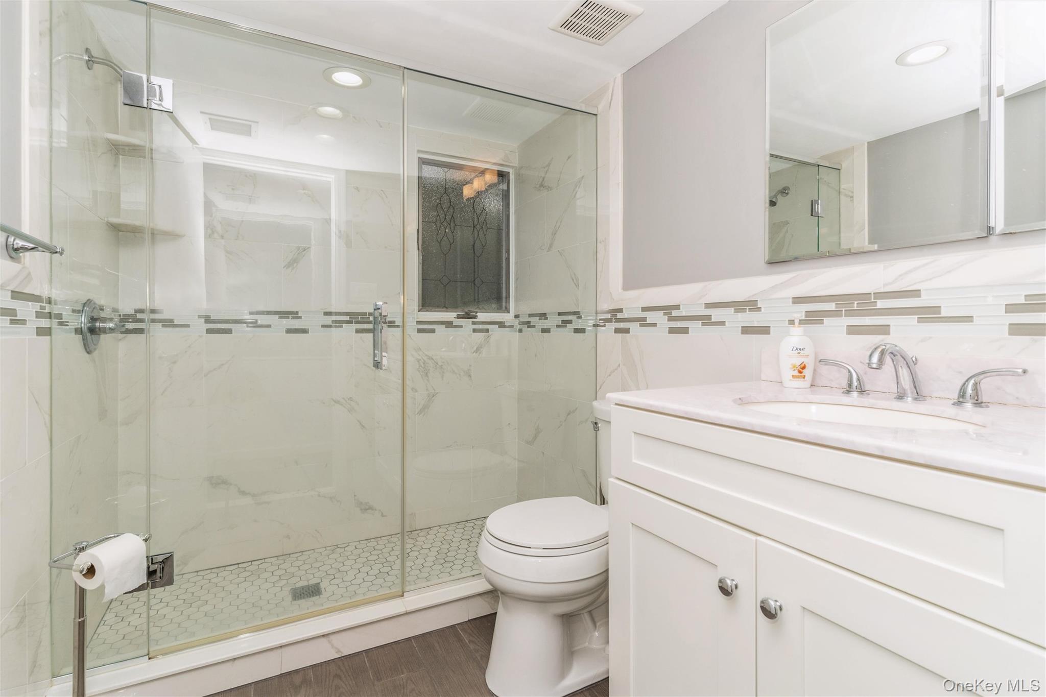 262 Channon Road, Hewlett Harbor, NY 11557