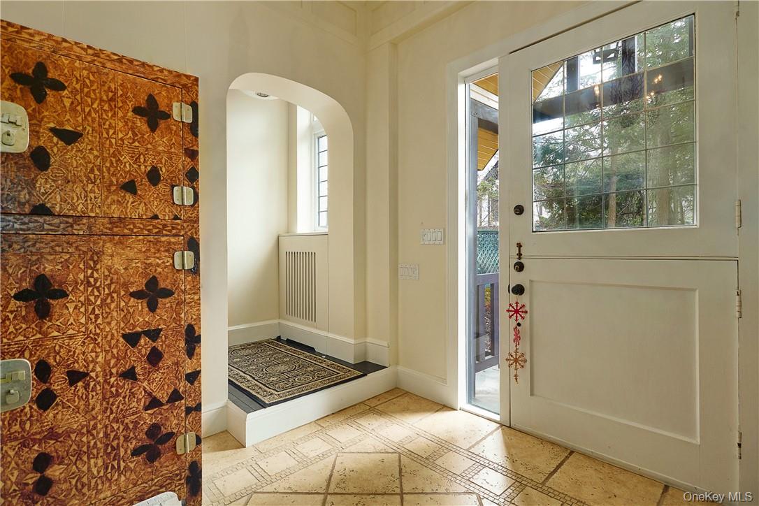 8 Old Park Road, Tuxedo Park, NY 10987