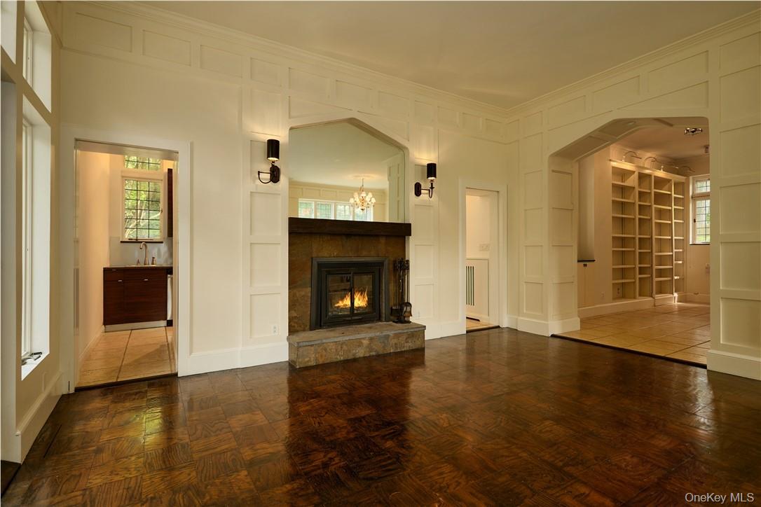 8 Old Park Road, Tuxedo Park, NY 10987