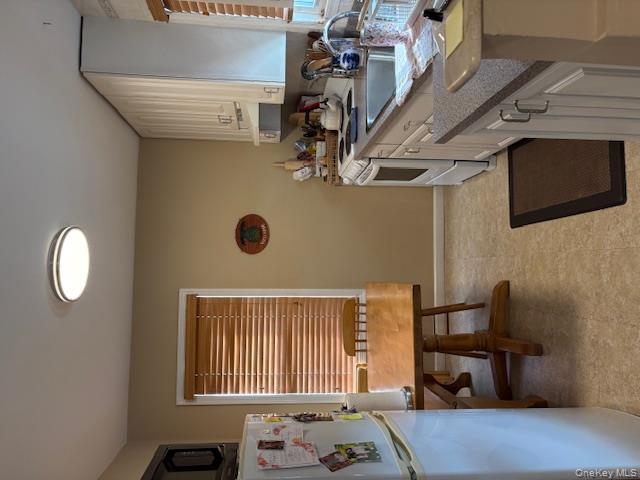 60 Monroe Street, Lynbrook, NY 11563