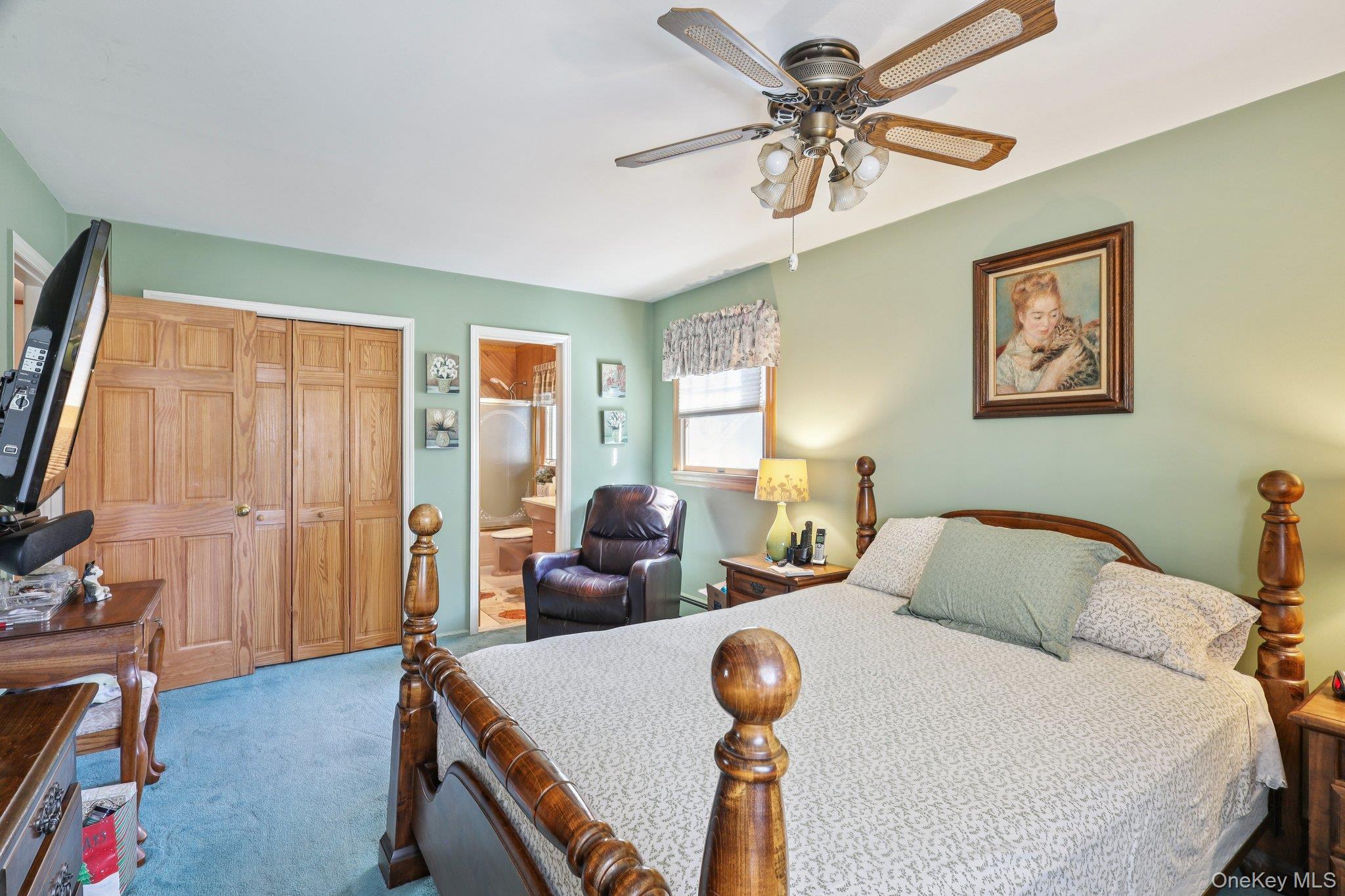 170 Melville Road, Huntington Station, NY 11746