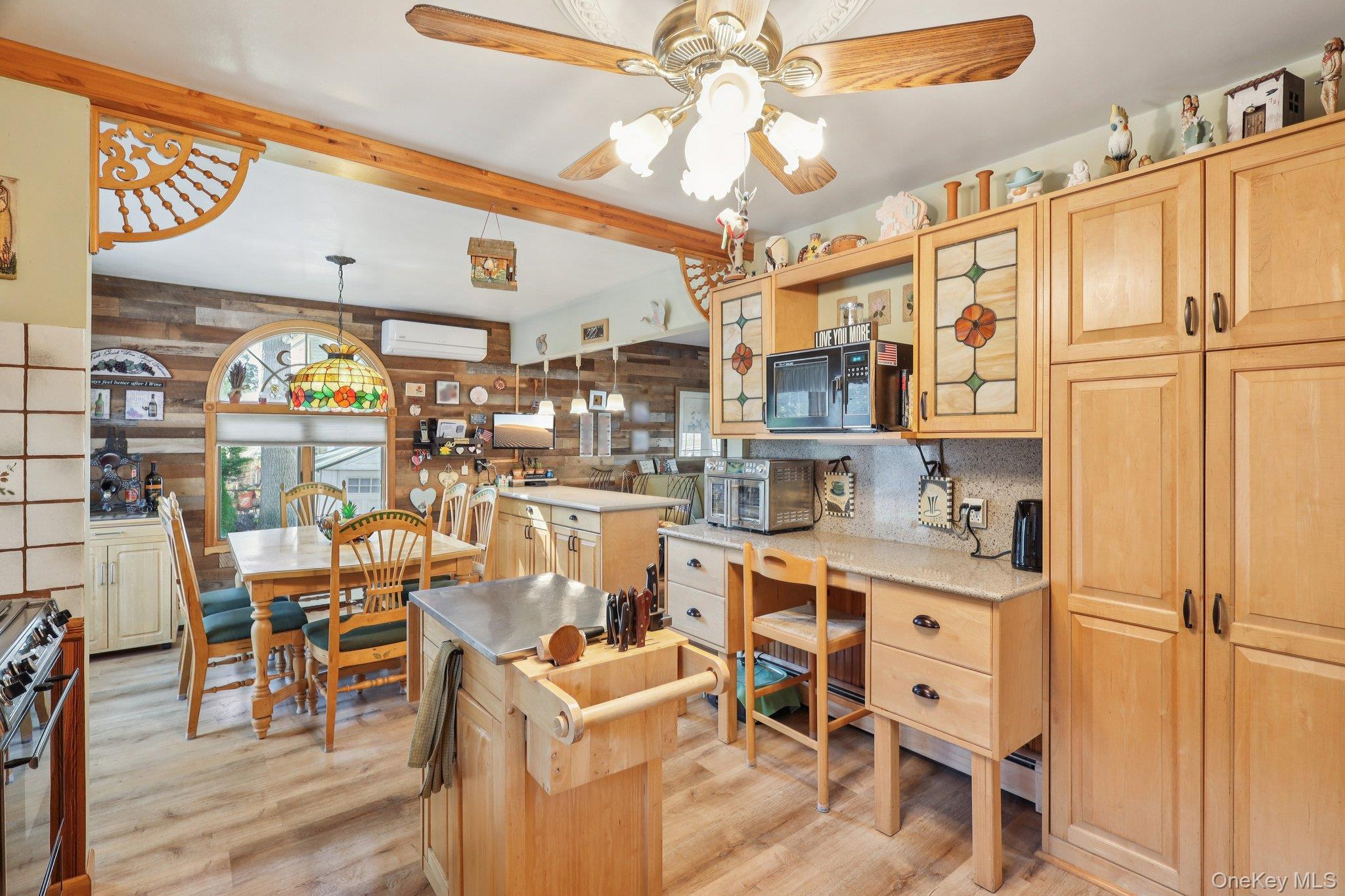 170 Melville Road, Huntington Station, NY 11746