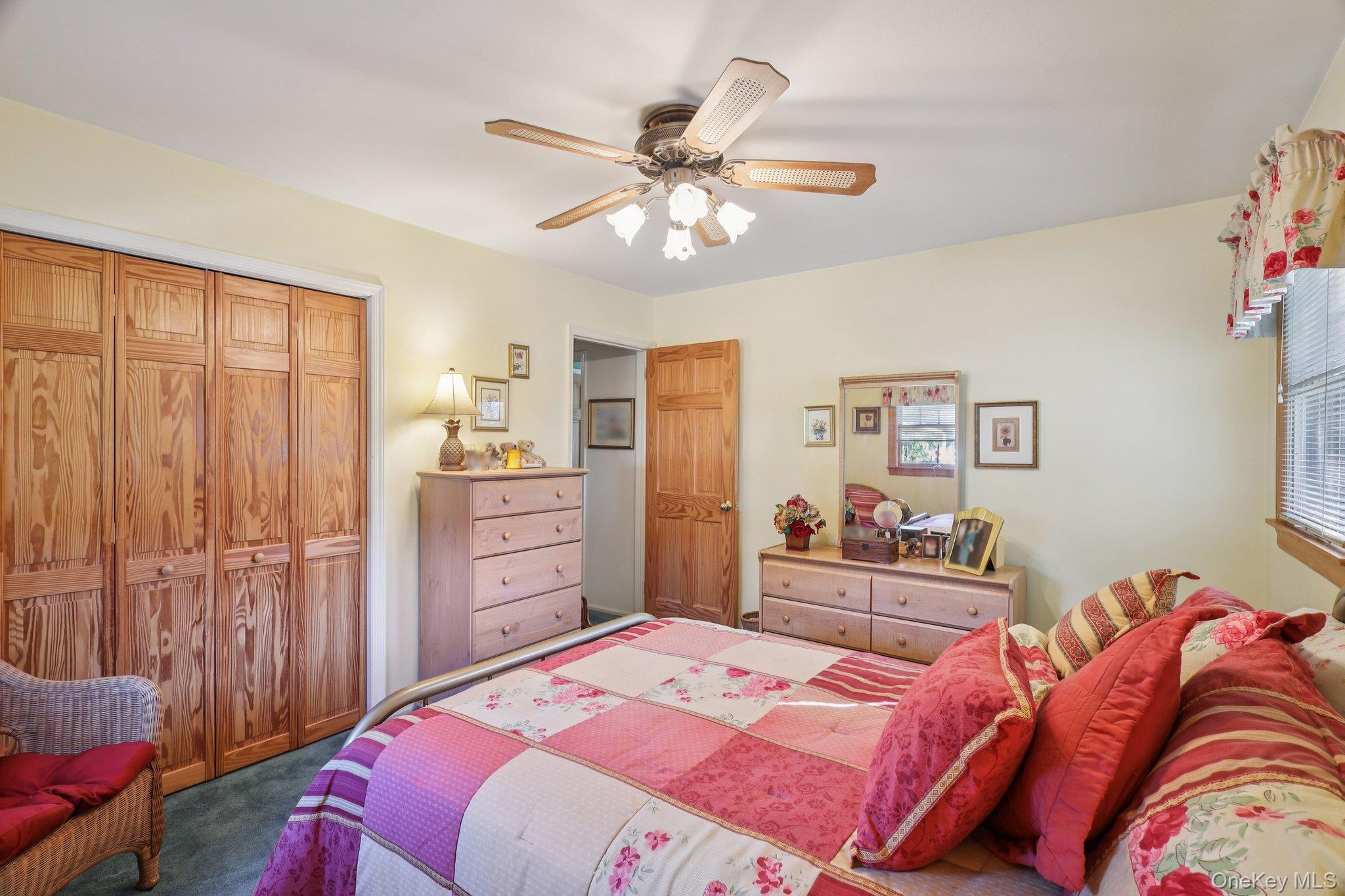 170 Melville Road, Huntington Station, NY 11746