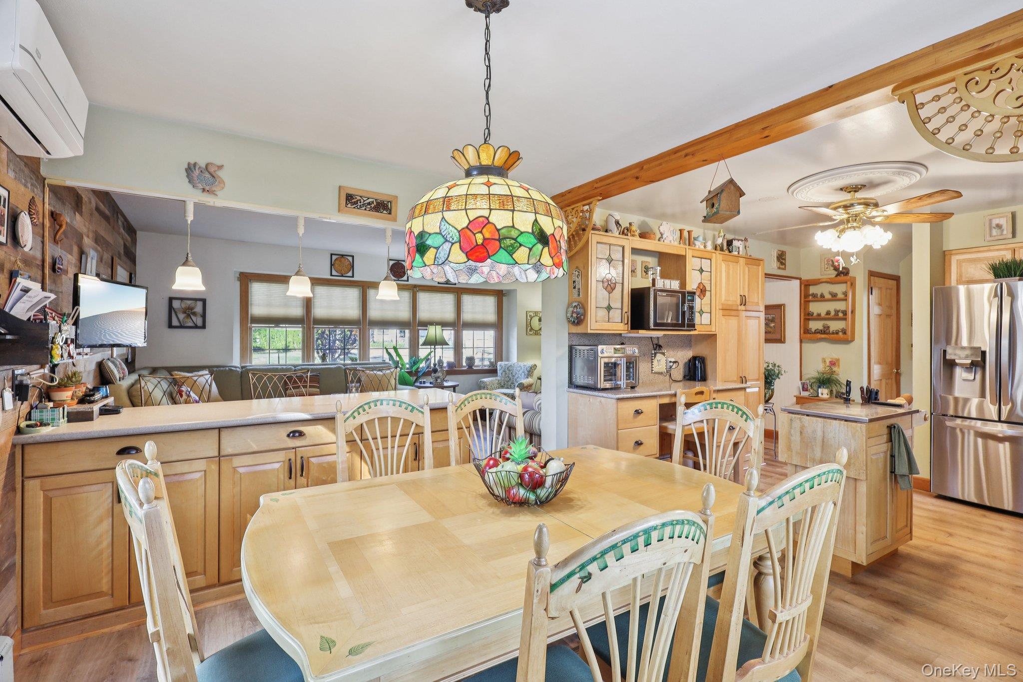 170 Melville Road, Huntington Station, NY 11746