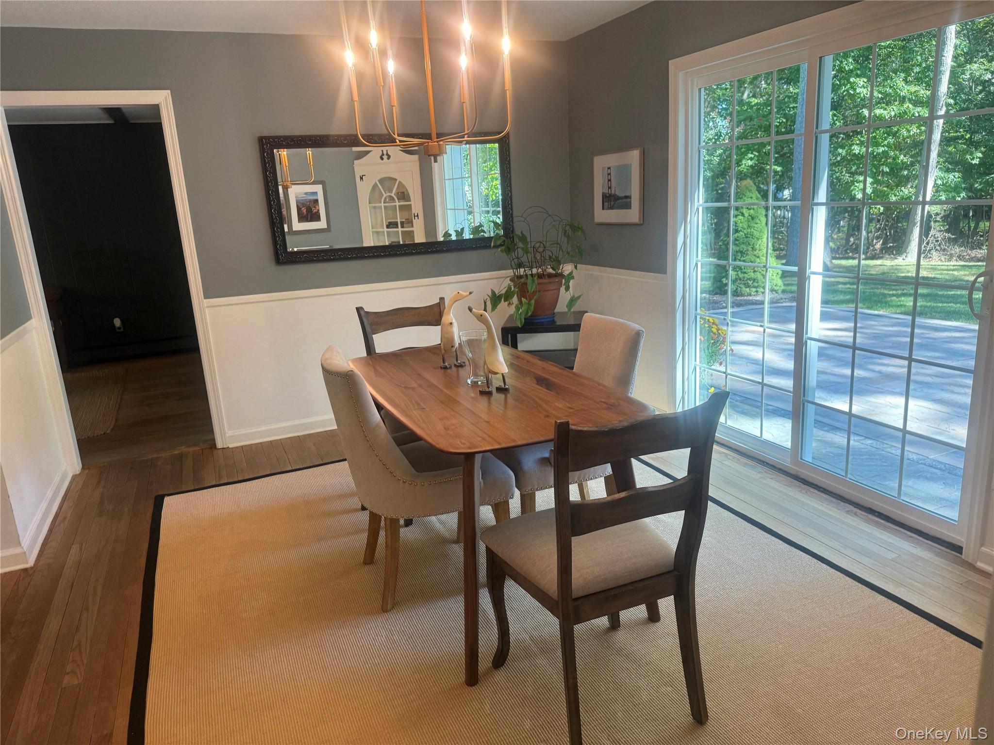 185 QUAKER Path, East Setauket, NY 11733