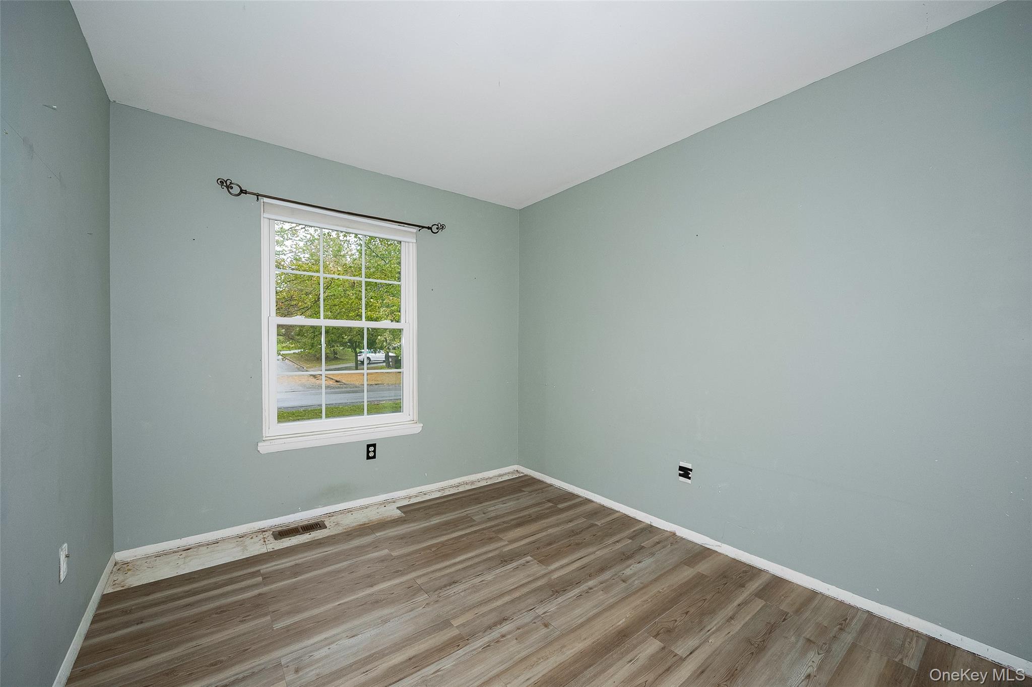 8 Sunny Brook Circle, Highland, NY 12528