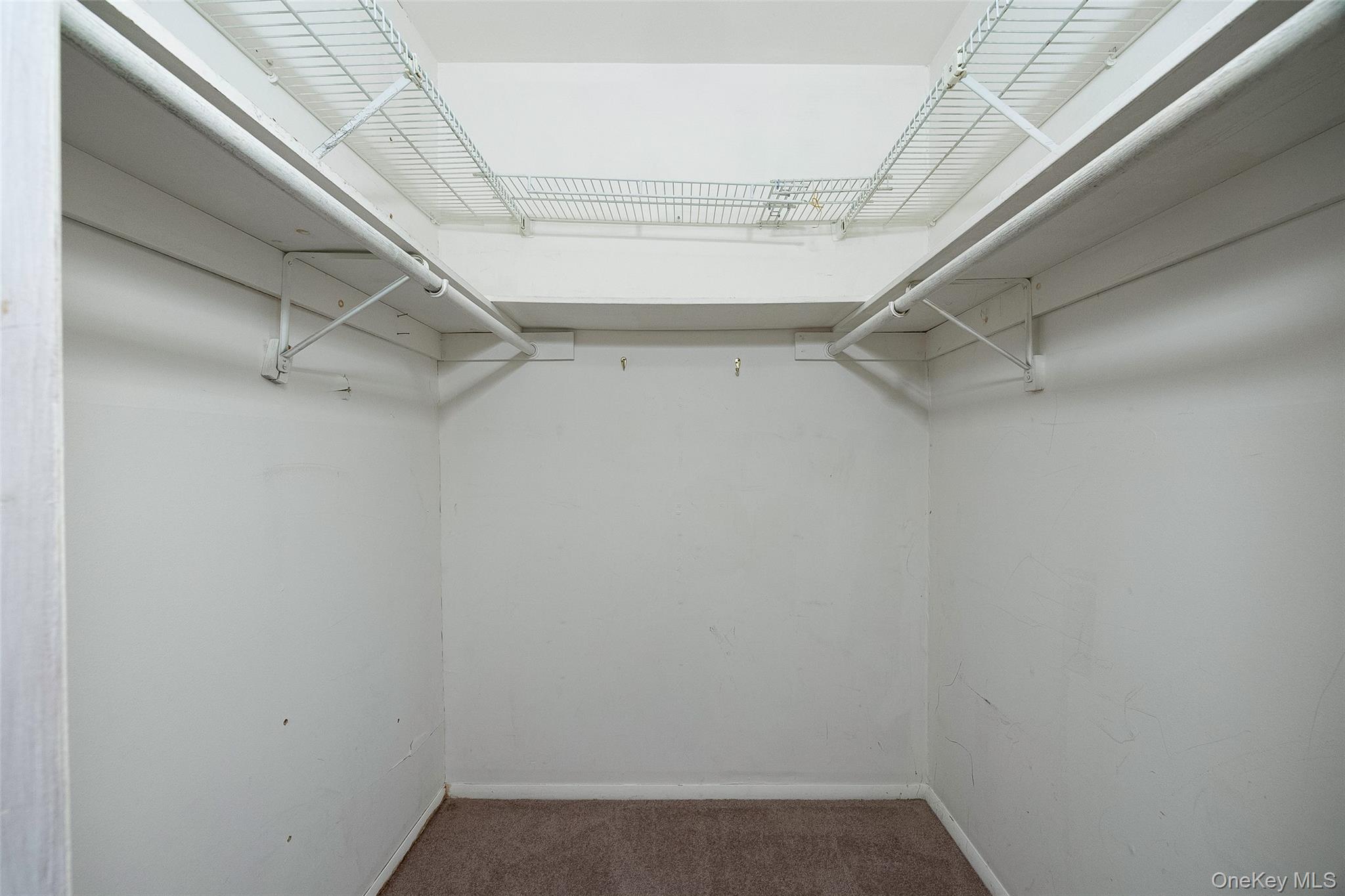 8 Sunny Brook Circle, Highland, NY 12528