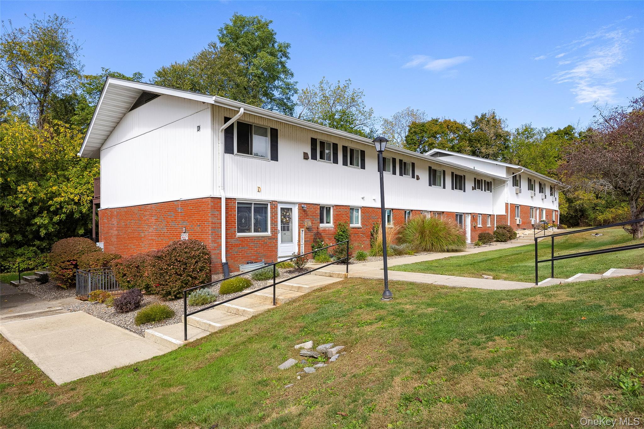 321 Titusville Road # D12, Poughkeepsie, NY 12603