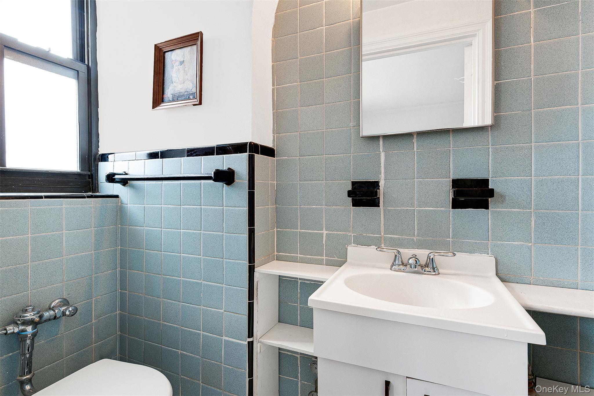 98-120 Queens Boulevard # 5/D, Rego Park, NY 11374