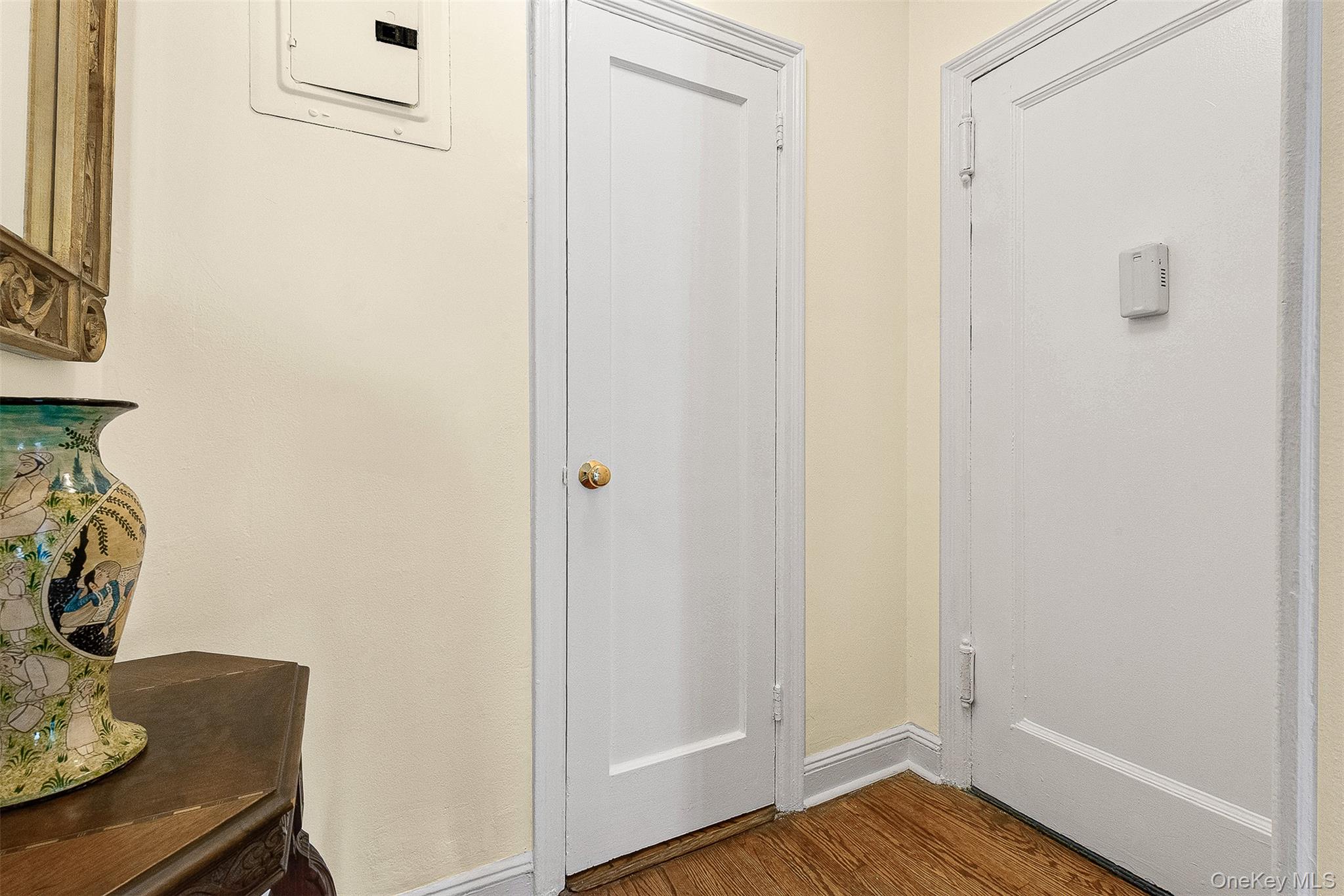 98-120 Queens Boulevard # 5/D, Rego Park, NY 11374