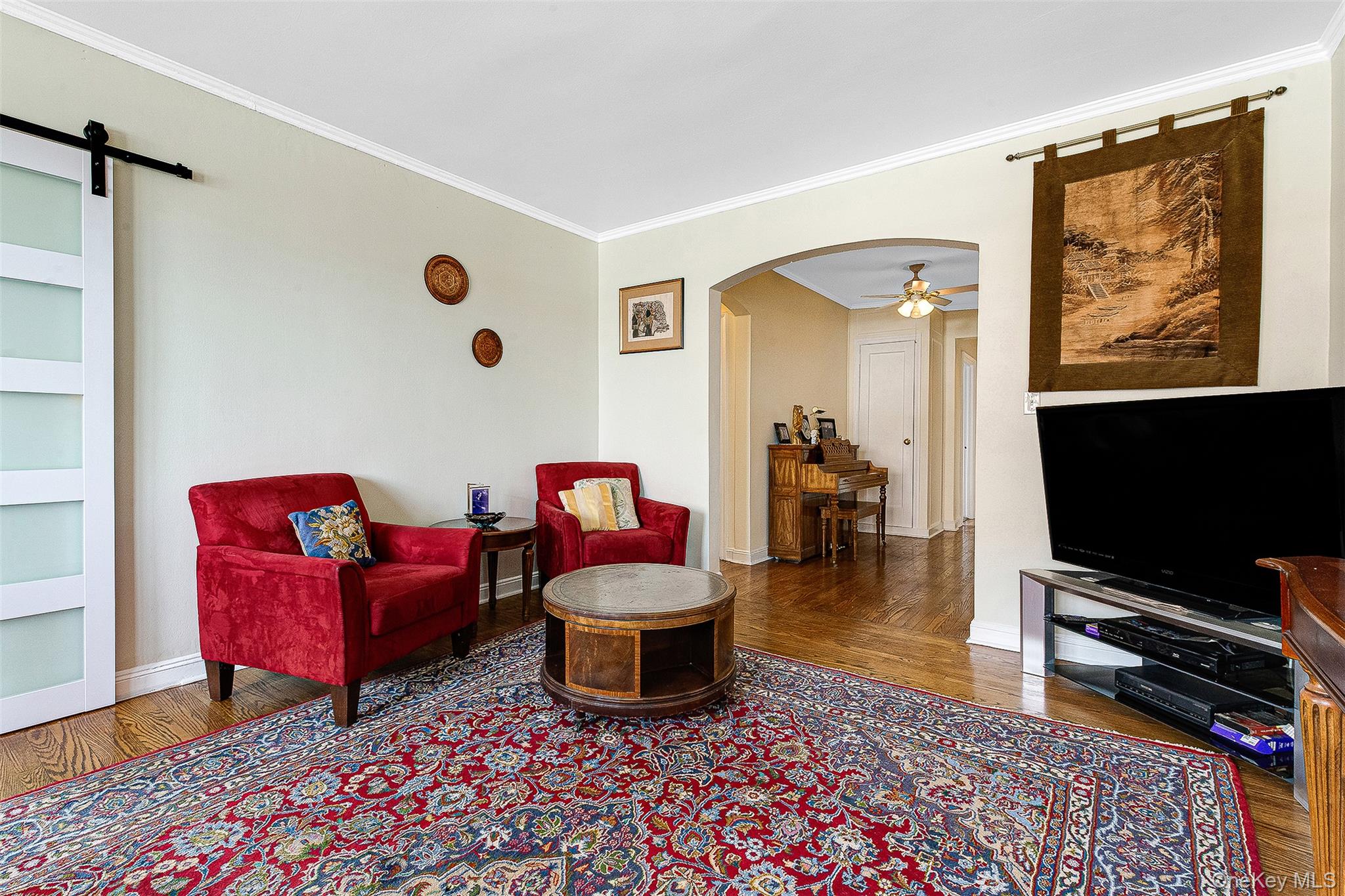 98-120 Queens Boulevard # 5/D, Rego Park, NY 11374