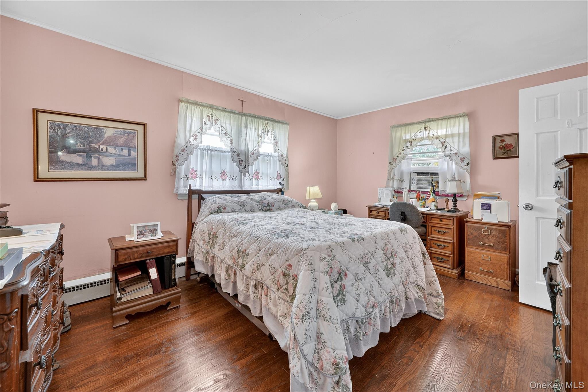 14 Halsey Place, Valhalla, NY 10595