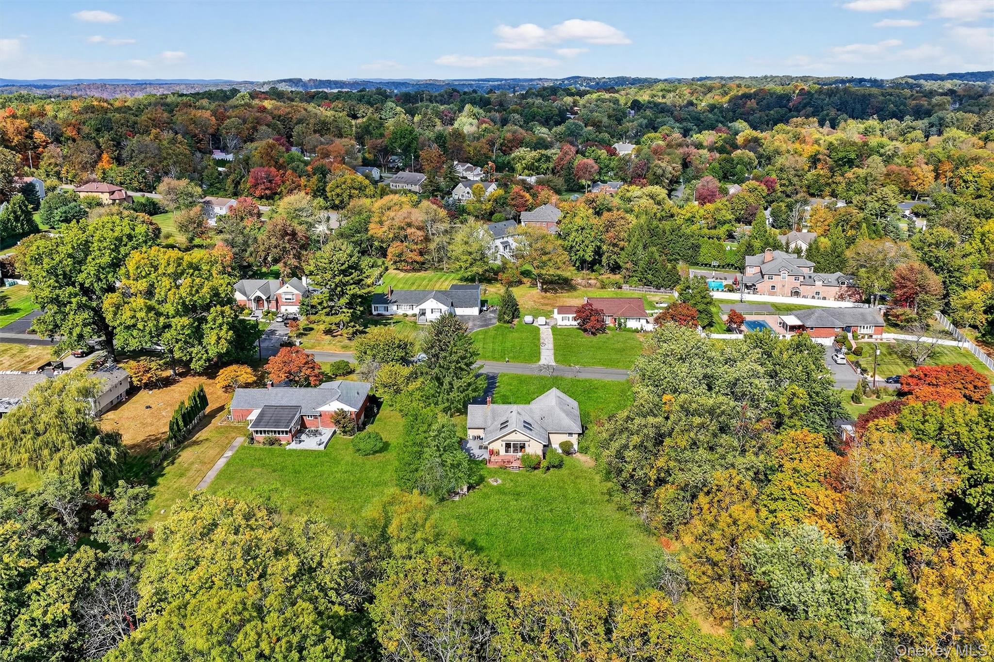 14 Halsey Place, Valhalla, NY 10595