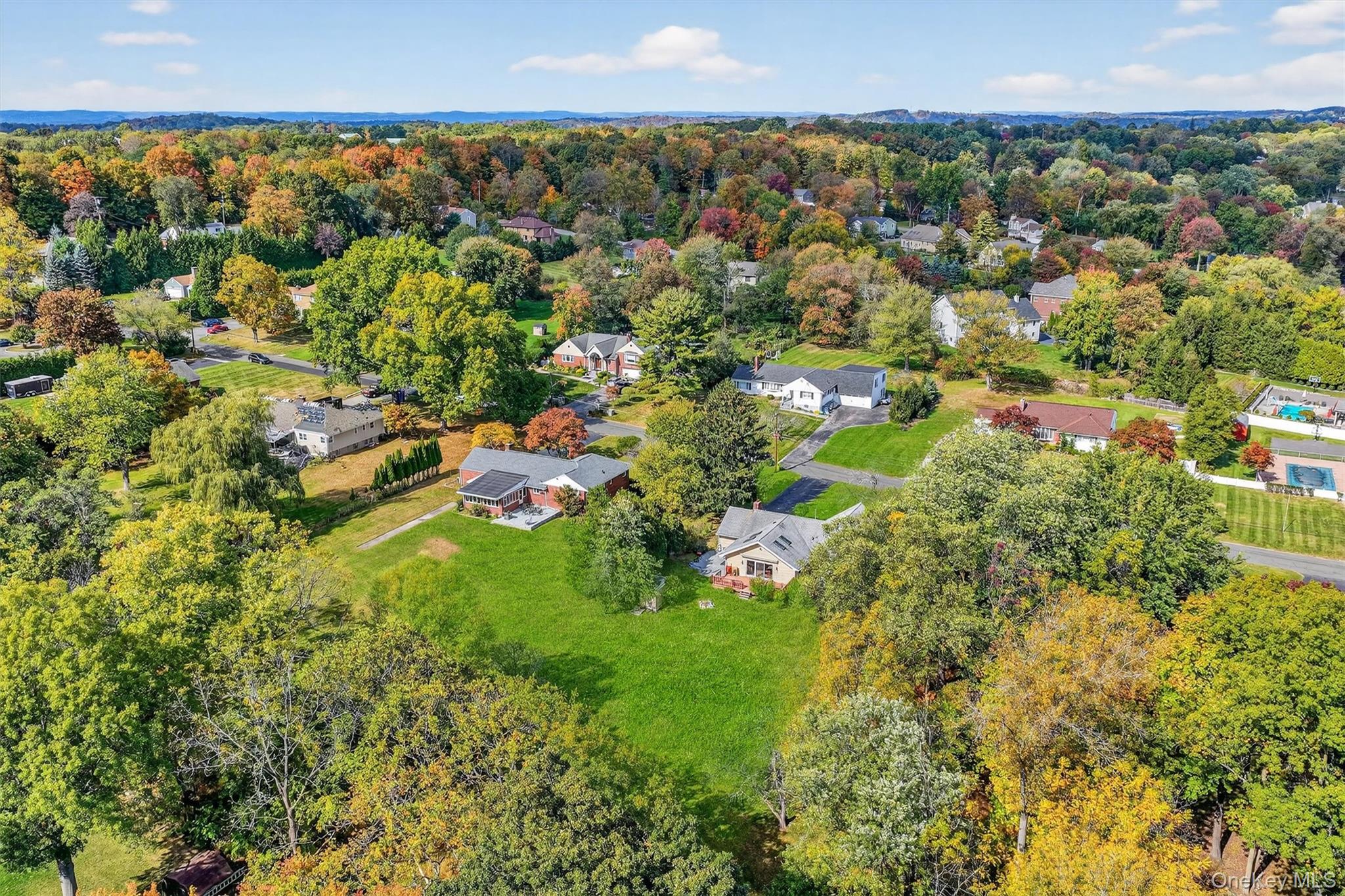 14 Halsey Place, Valhalla, NY 10595