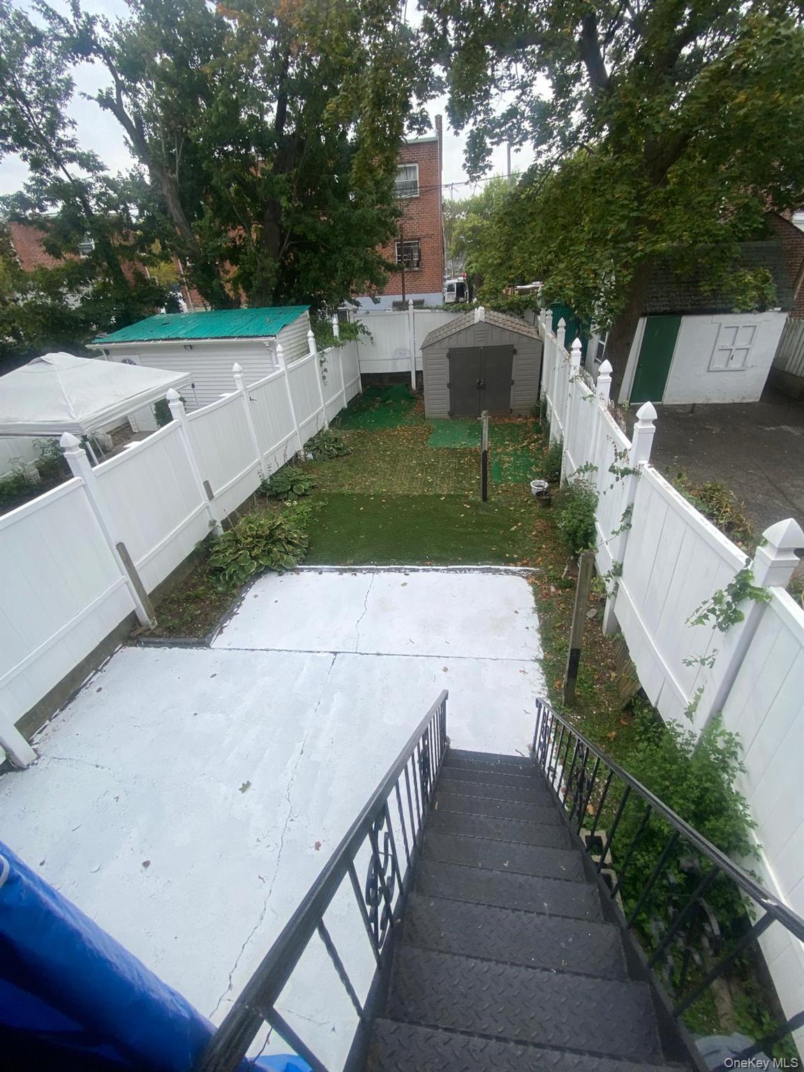 2923 N Mickle Avenue, Bronx, NY 10469