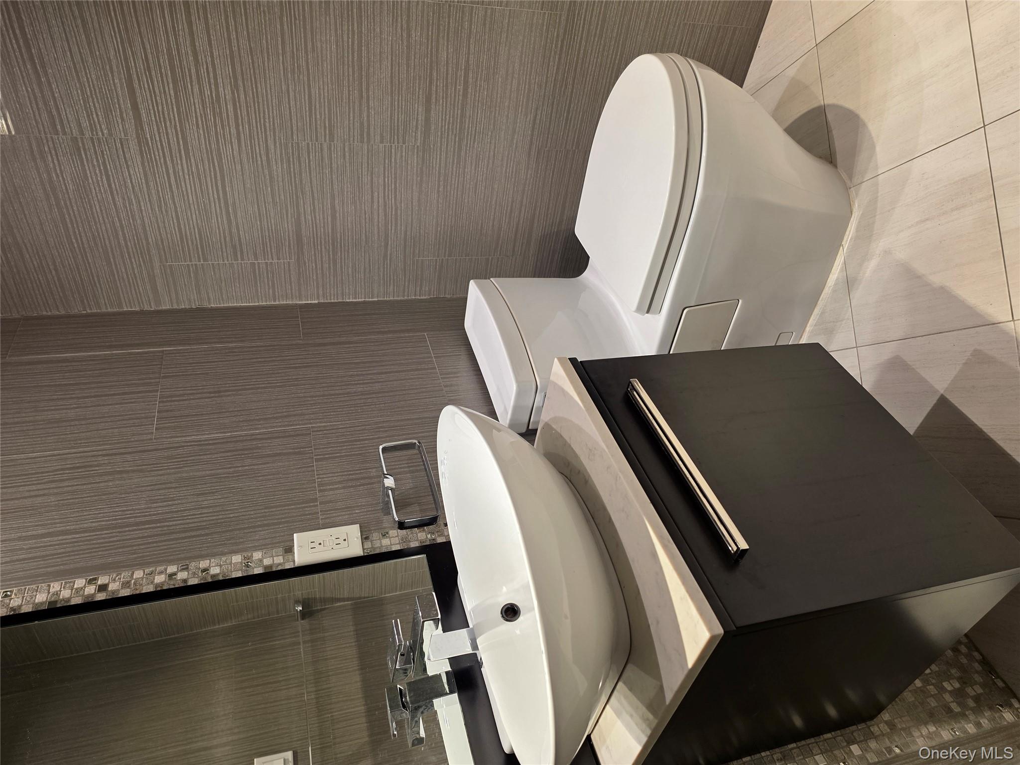 18-05 215th Street # 6S, Bayside, NY 11360