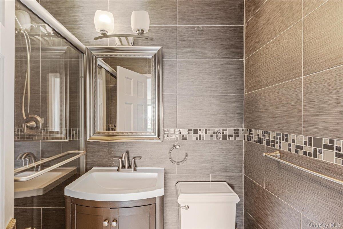 18-15 215th Street # 10 P, Bayside, NY 11360